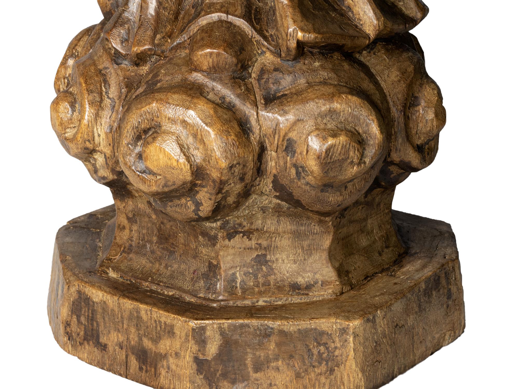 Estatua de la Virgen y el Niño del siglo XX (84 x 33 cm) Portugués en venta