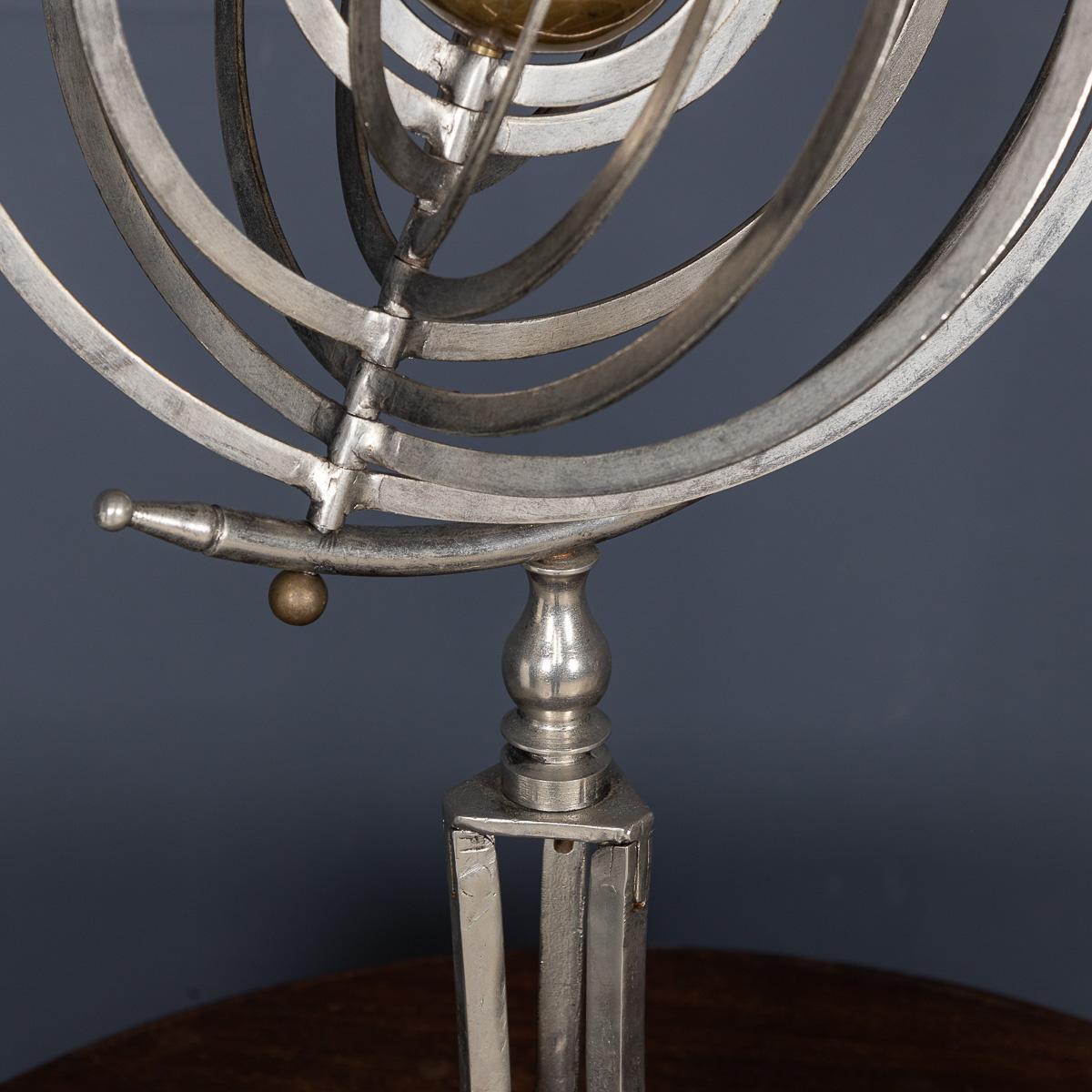 Sphère armillaire copernicienne en acier et laiton du 20e siècle C.C. en vente 8