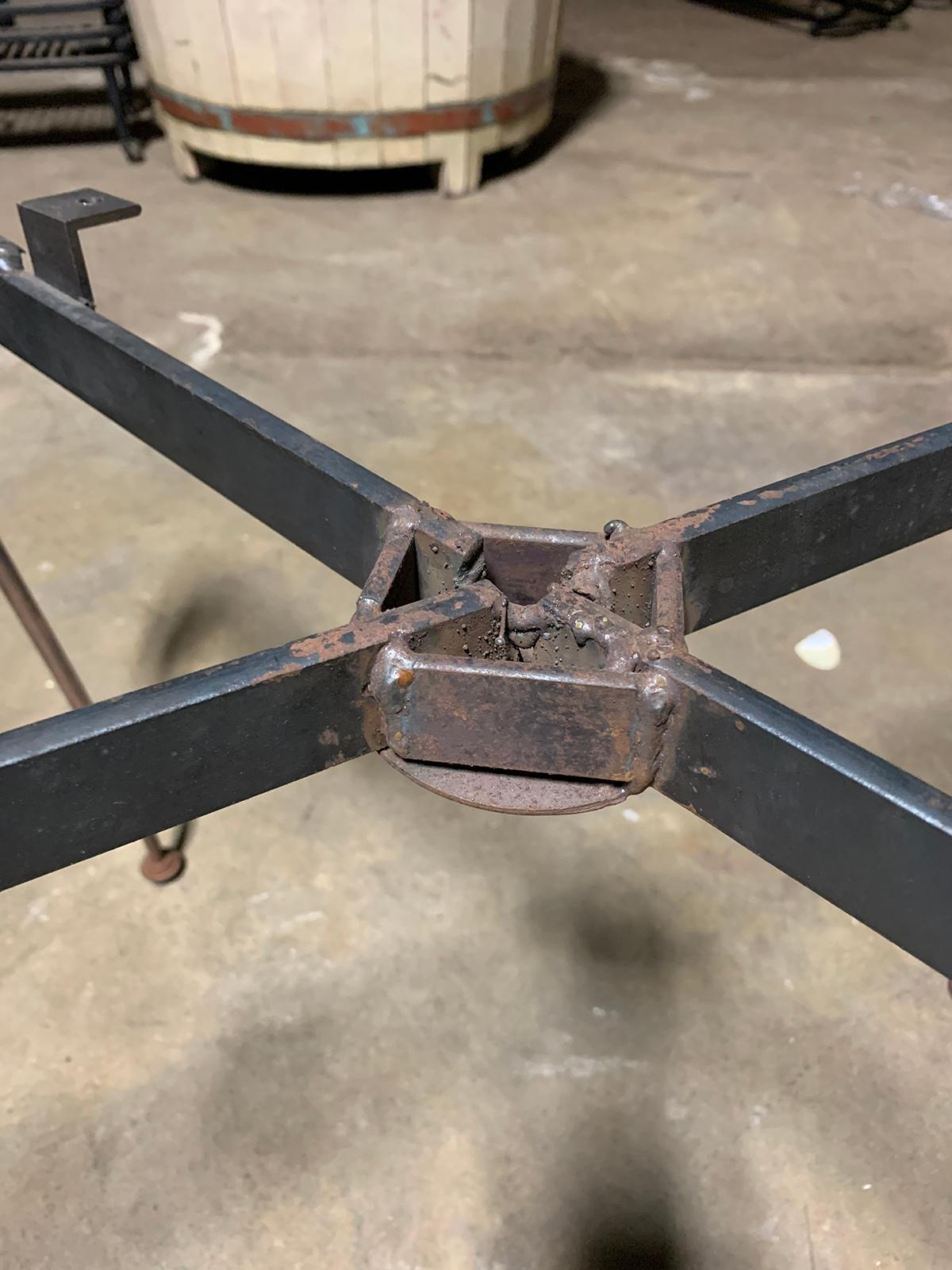 20th Century Steel Coffee Table Base For Sale 3