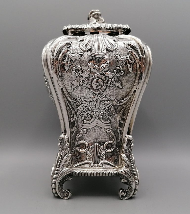 Embossed 20th Century Sterling Italian Silver Tea Caddy George III replica For Sale