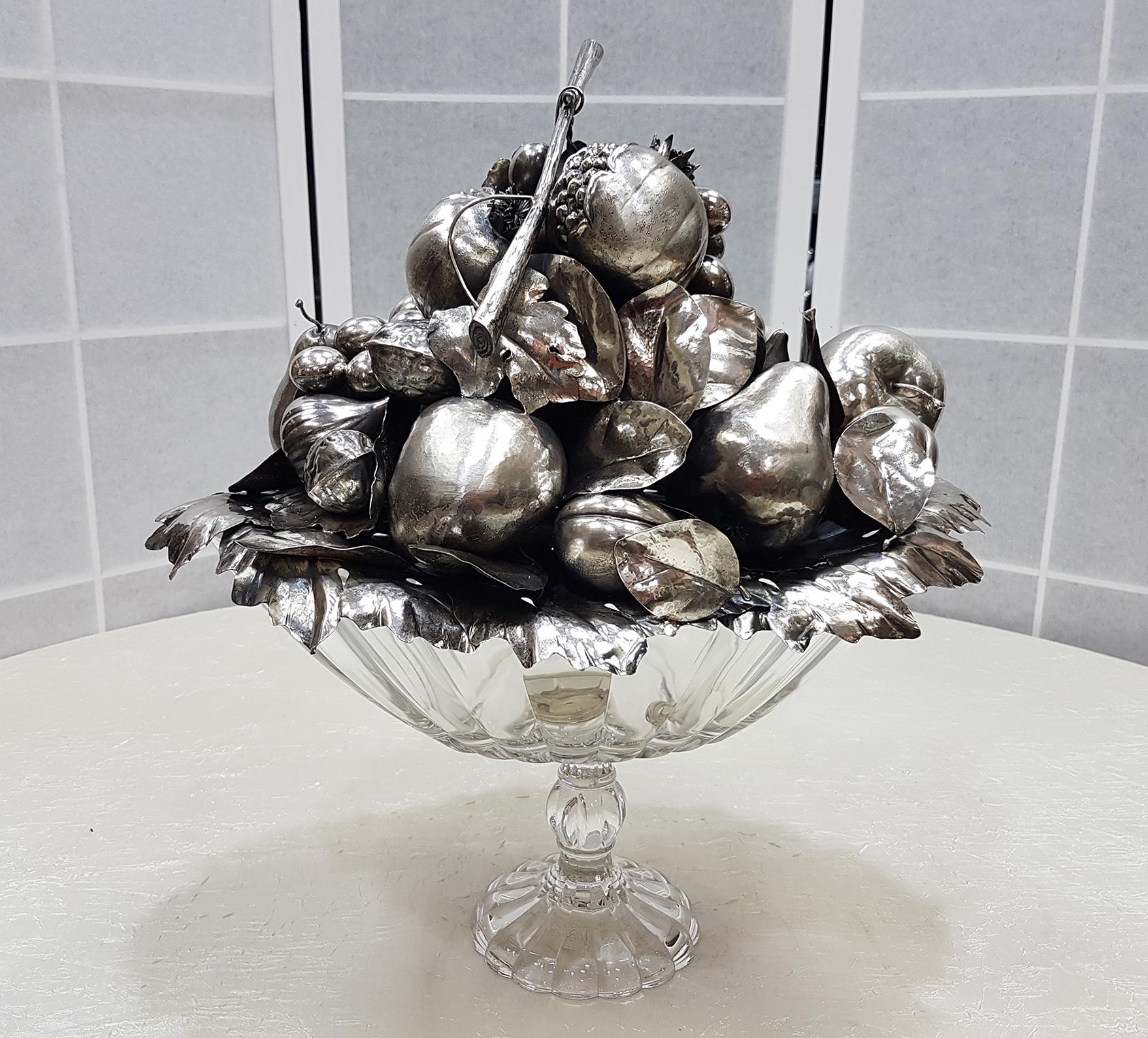 20th Century Italian Sterling Silver Centrepiece with fruit on Cristal Base For Sale 1