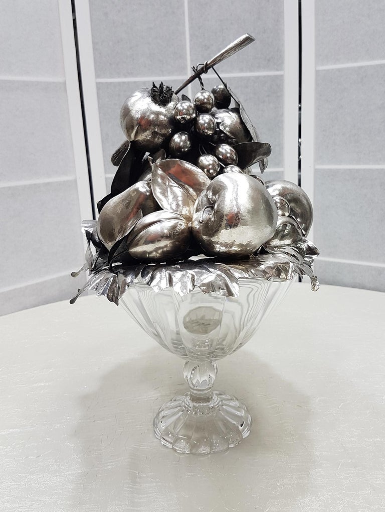 Embossed 20th Century Sterling Italian Sterling Silver Centrepiece on Cristal Base For Sale