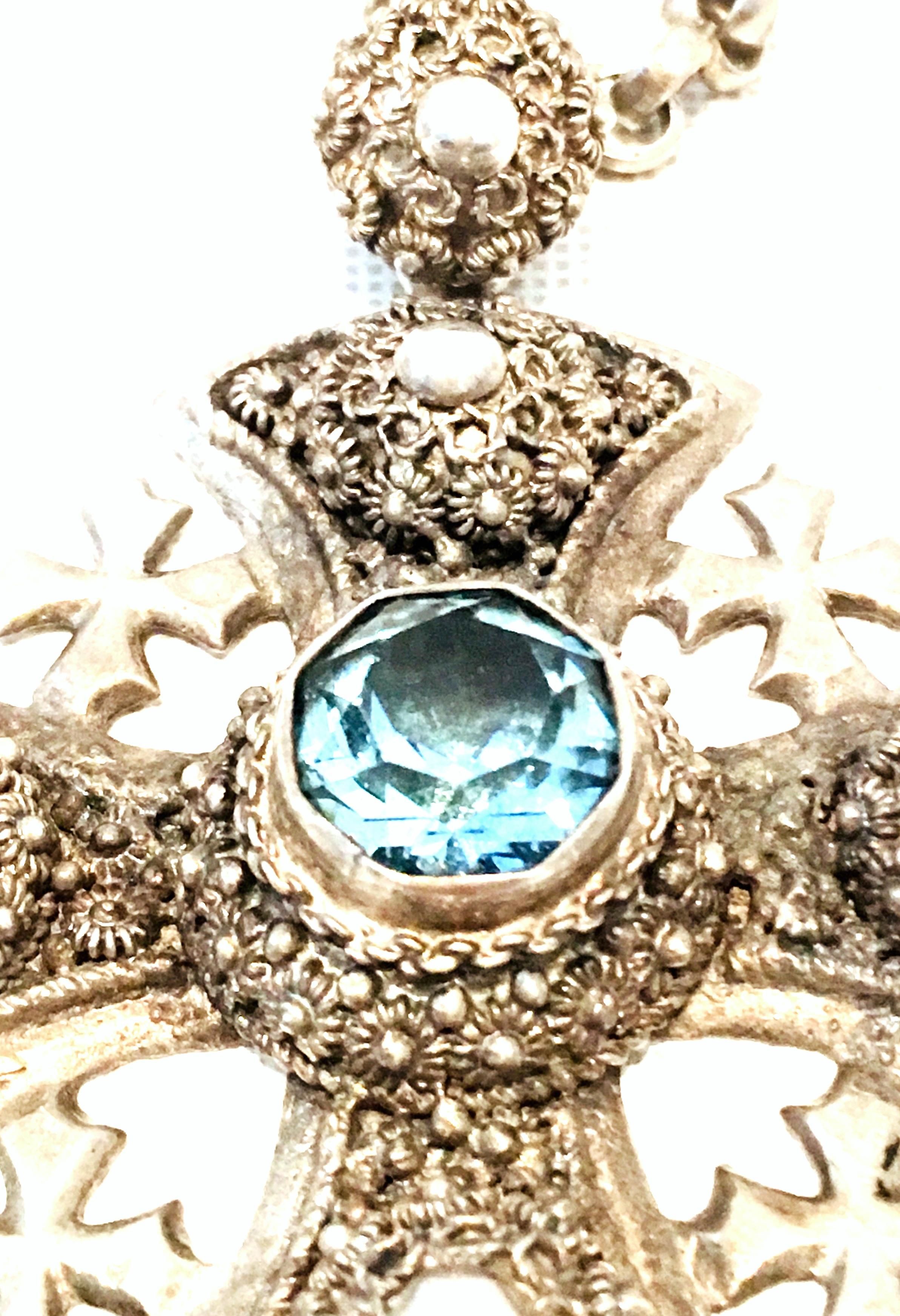 20th Century Sterling Silver & Blue Topaz Maltese Cross Pendant Necklace For Sale 1