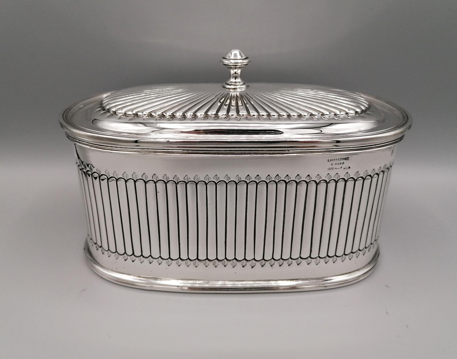20th Century Sterling Silver Box George III° Style For Sale 11