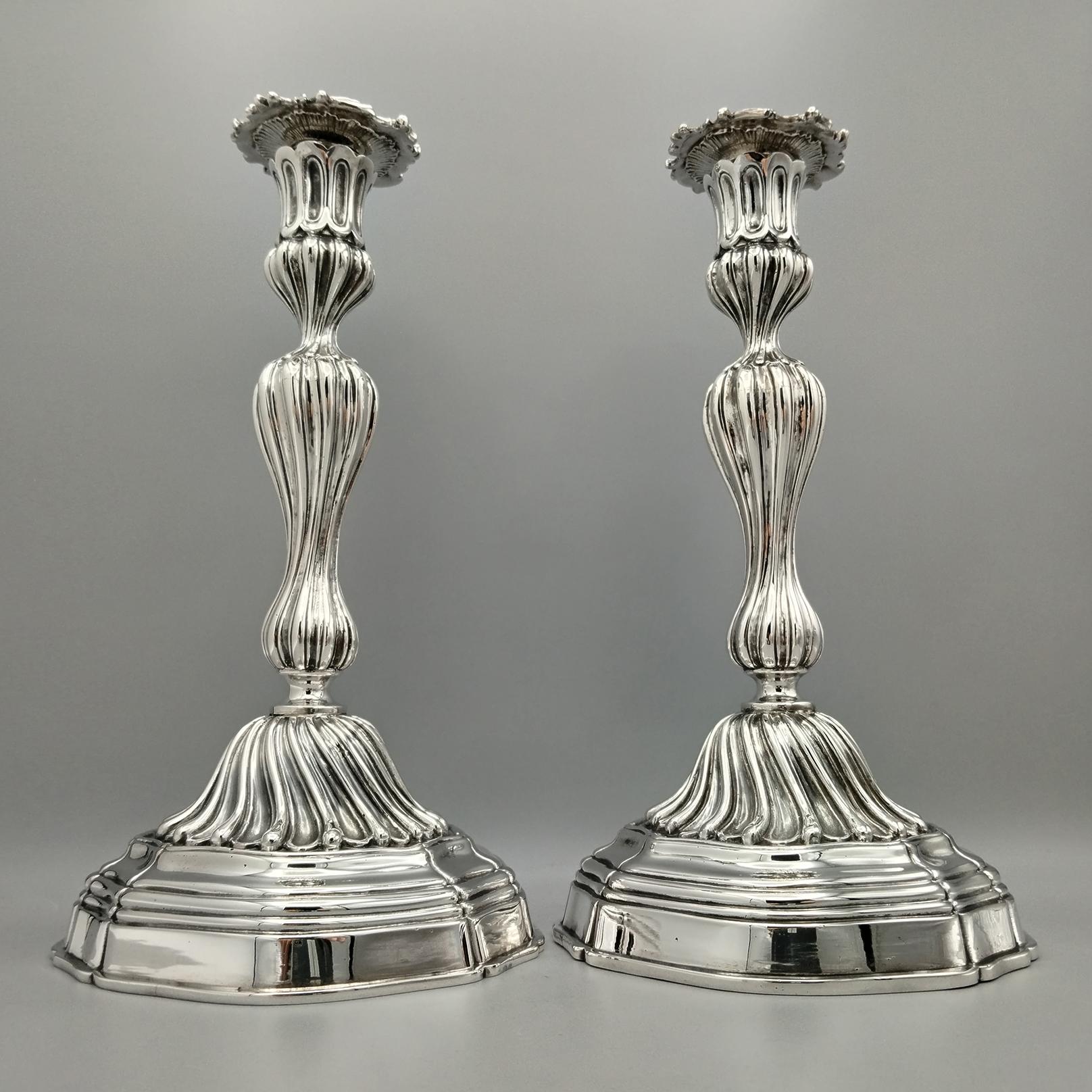 20th Century Sterling Silver Italian Candlesticks Baroque Barocco replica In Excellent Condition For Sale In VALENZA, IT