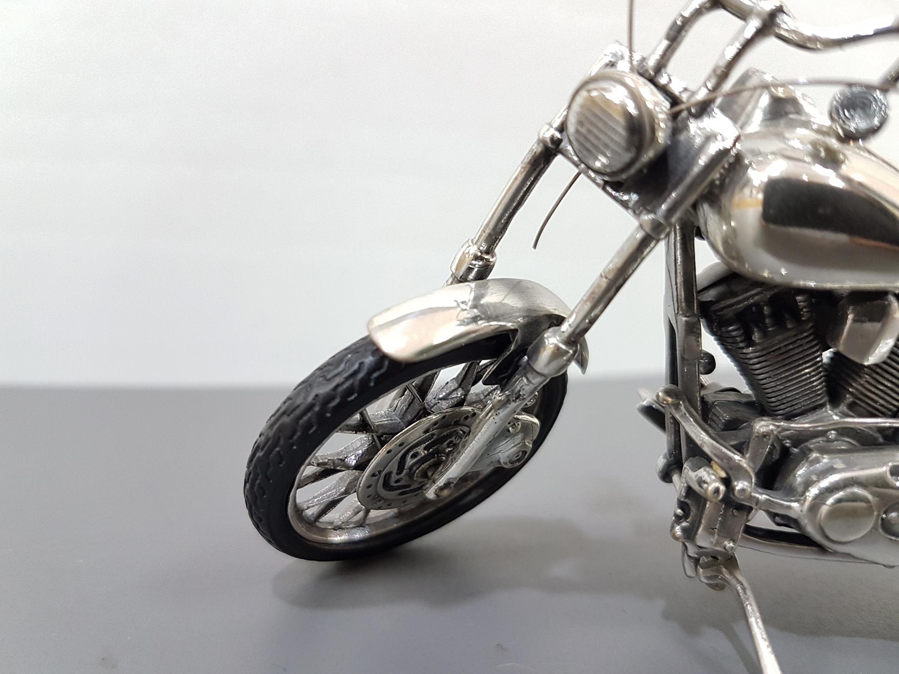 Miniatura de motocicleta Harley Davidson de plata de ley del siglo XX, Made in Italy Italiano en venta