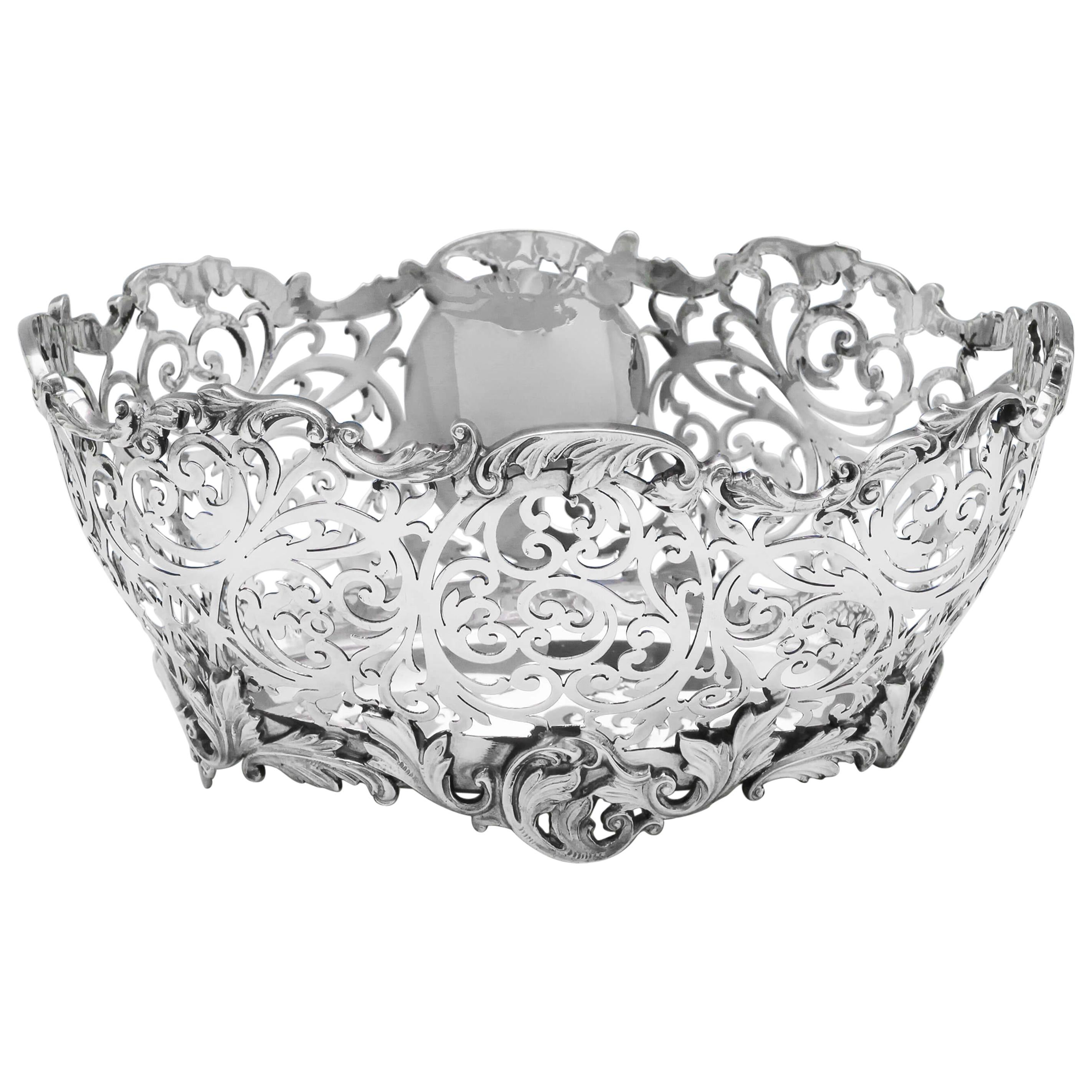 20th Century Sterling Silver Pierced Dish Made in 1923