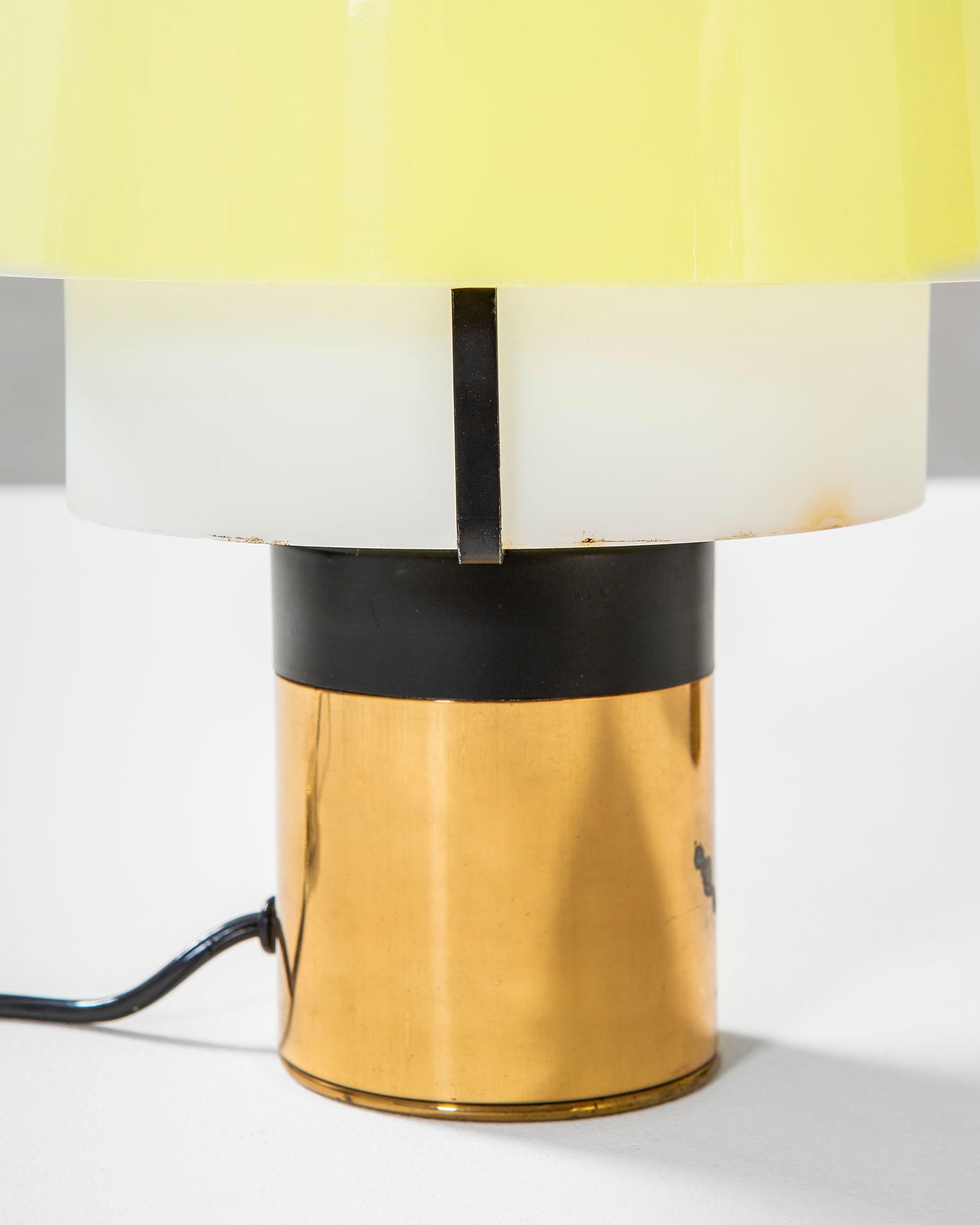Mid-20th Century 20th Century Stilnovo Pair of Table Lamps 8039 in Glass, Aluminum and Brass, 60s