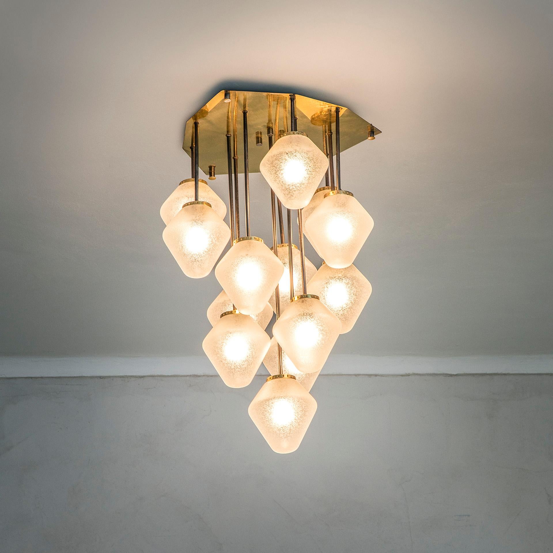 Mid-Century moderno 20th Century, Attributed to Stilnovo Pendant Lamp with 13 lights in vendita