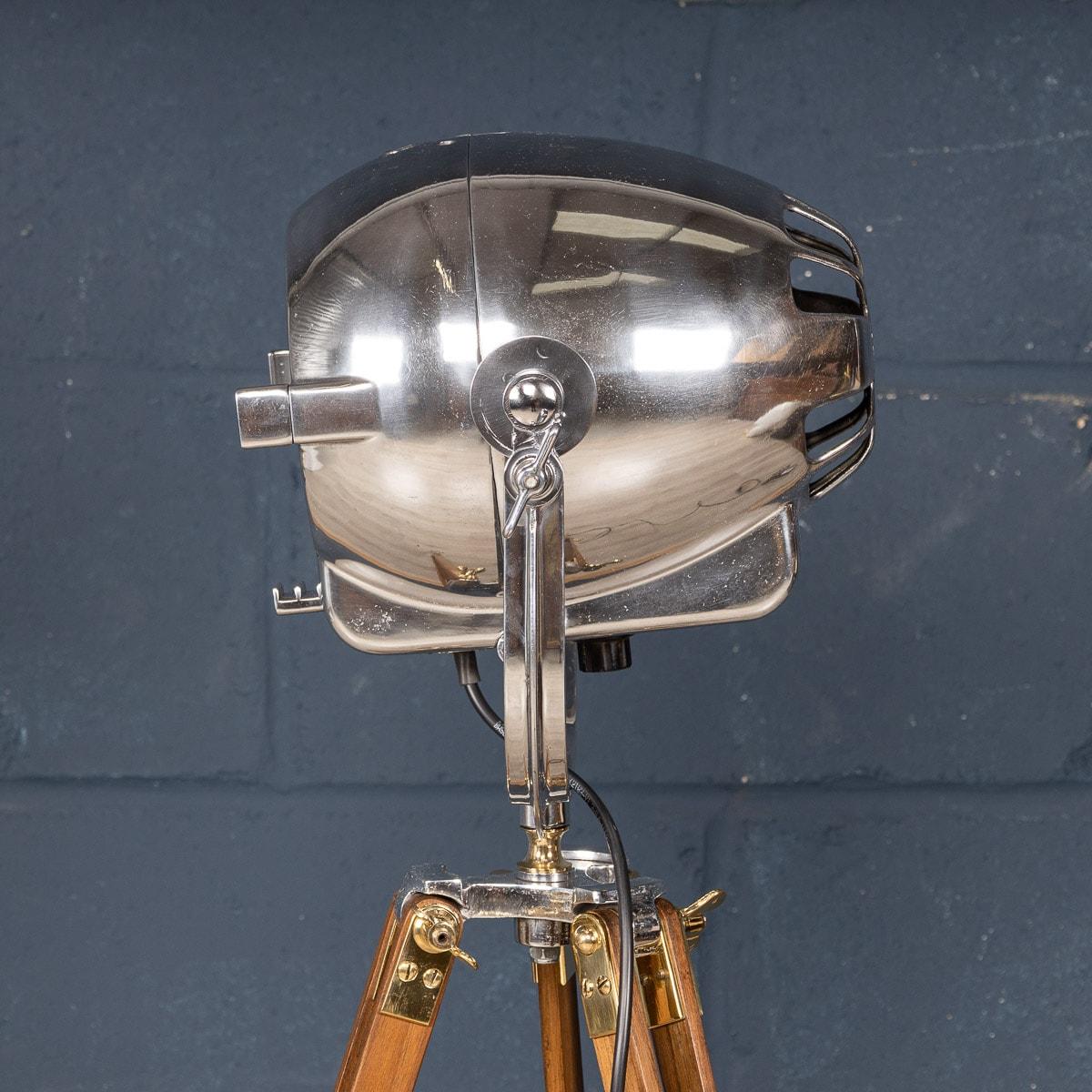 20th Century Strand Electric Theatre Lamp on Tripod, England In Good Condition In Royal Tunbridge Wells, Kent