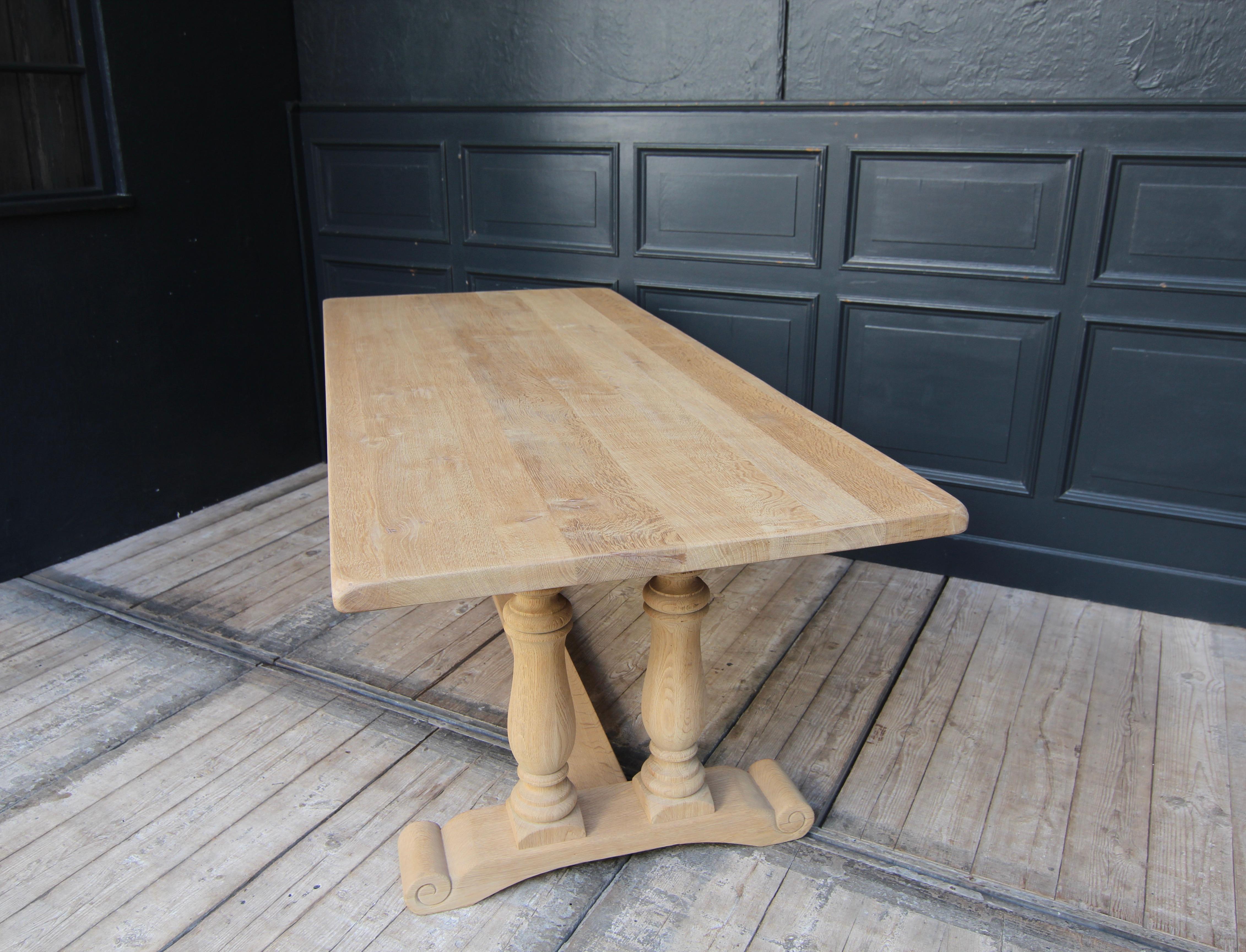 20th Century Stripped Oak Dining Table For Sale 7