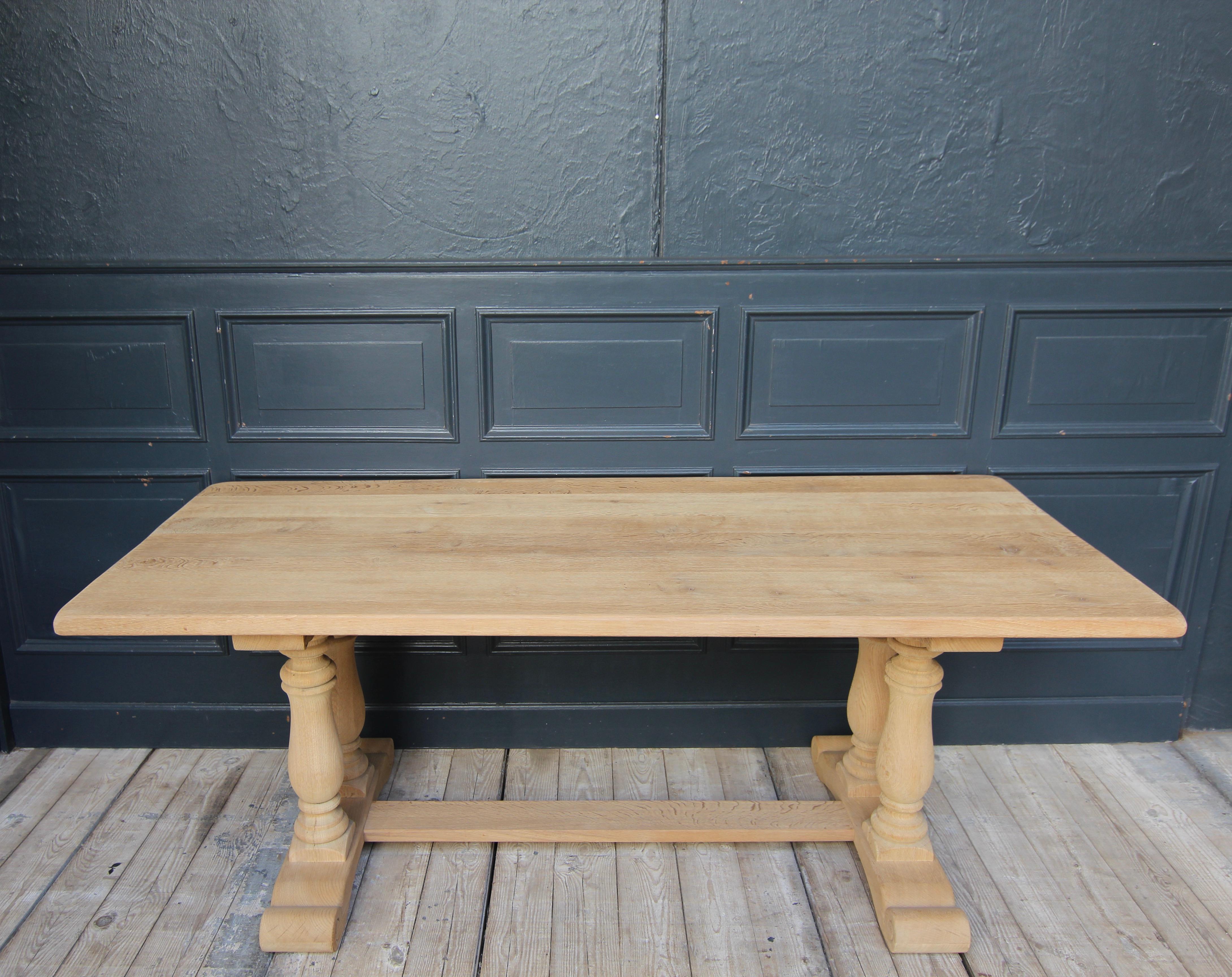 20th Century Stripped Oak Dining Table For Sale 12