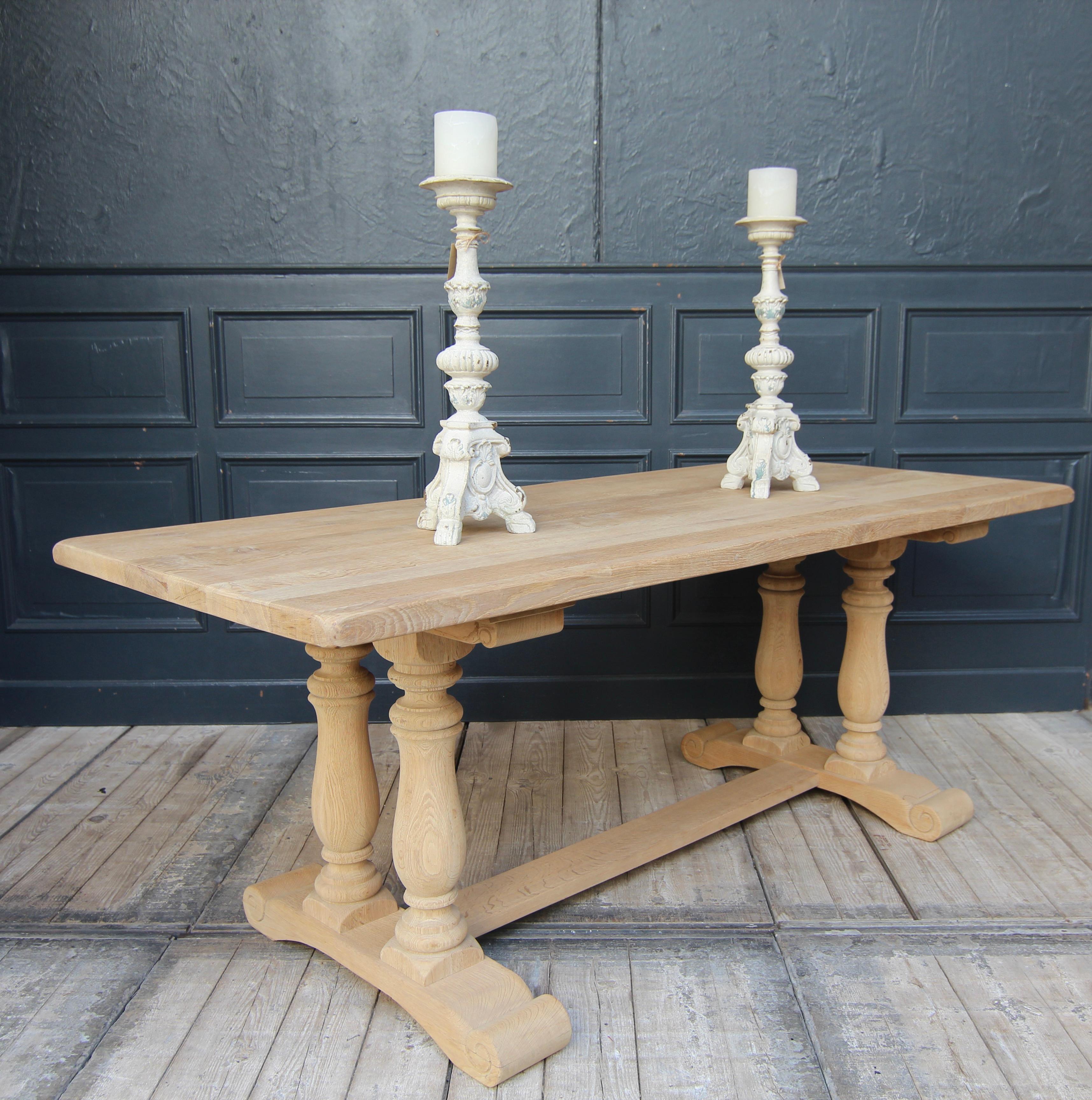French Provincial 20th Century Stripped Oak Dining Table For Sale