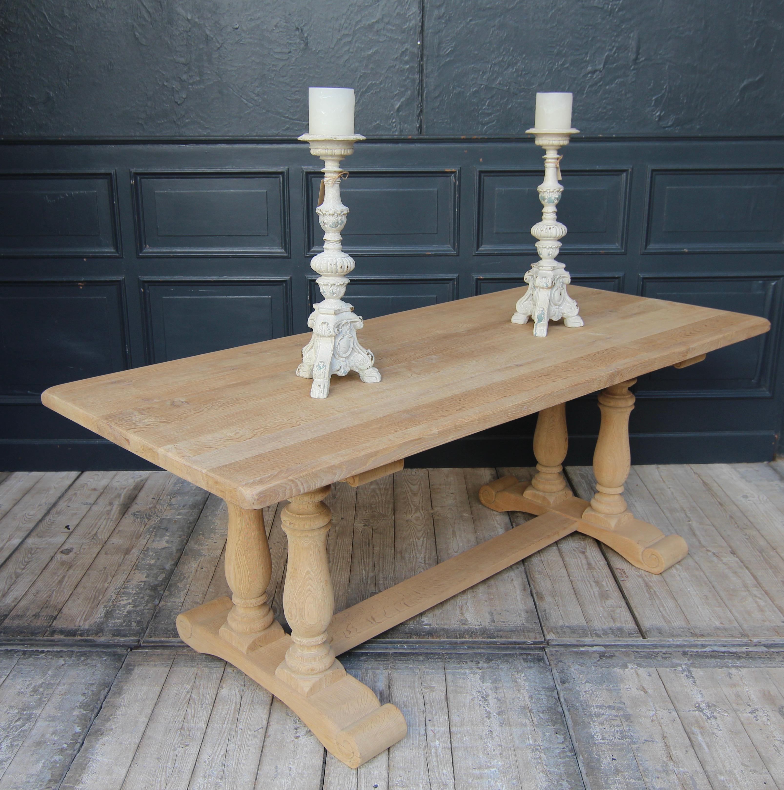 European 20th Century Stripped Oak Dining Table For Sale