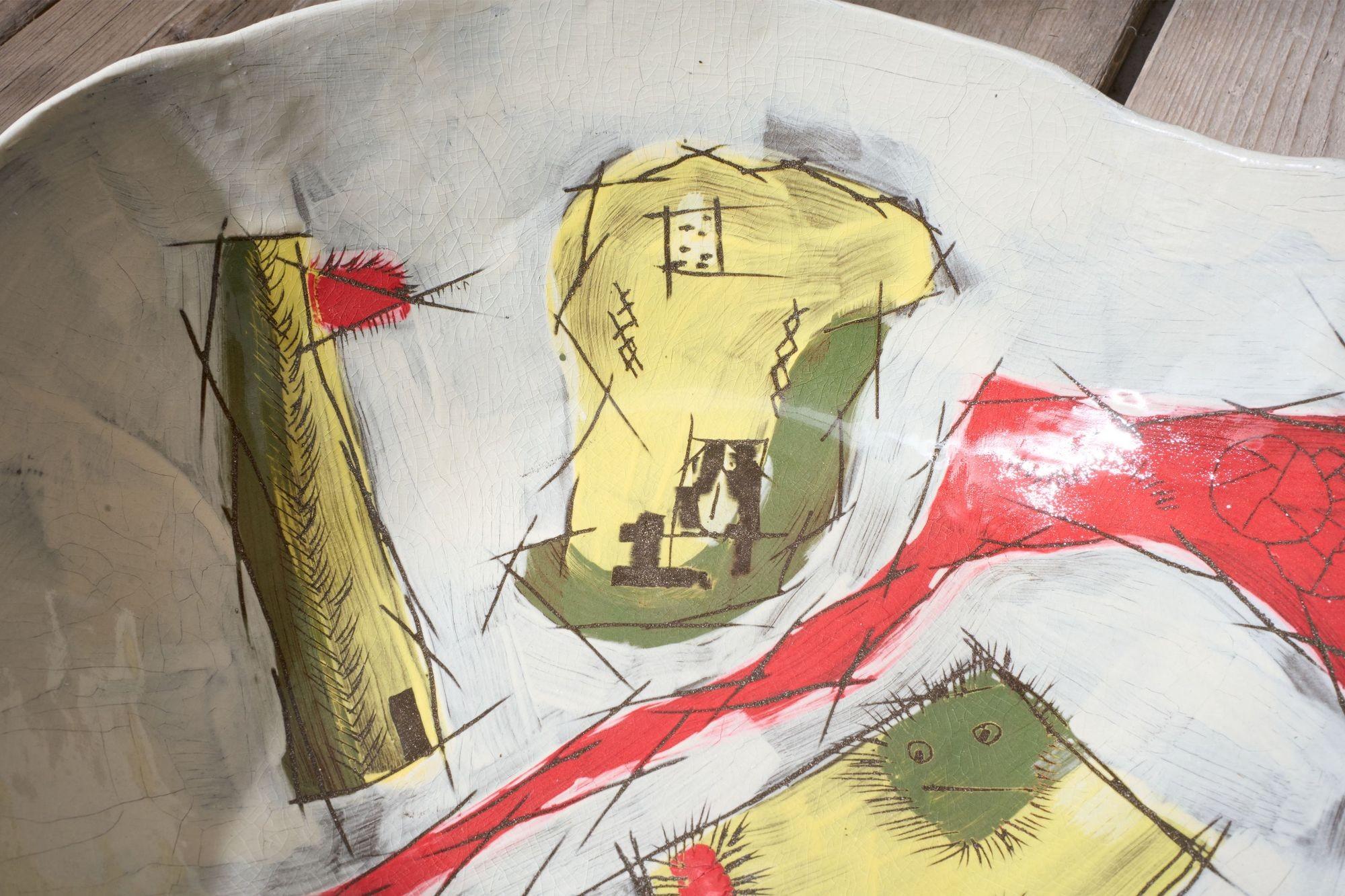 20th Century studio pottery bowl - Wide abstract In Good Condition For Sale In Malton, GB
