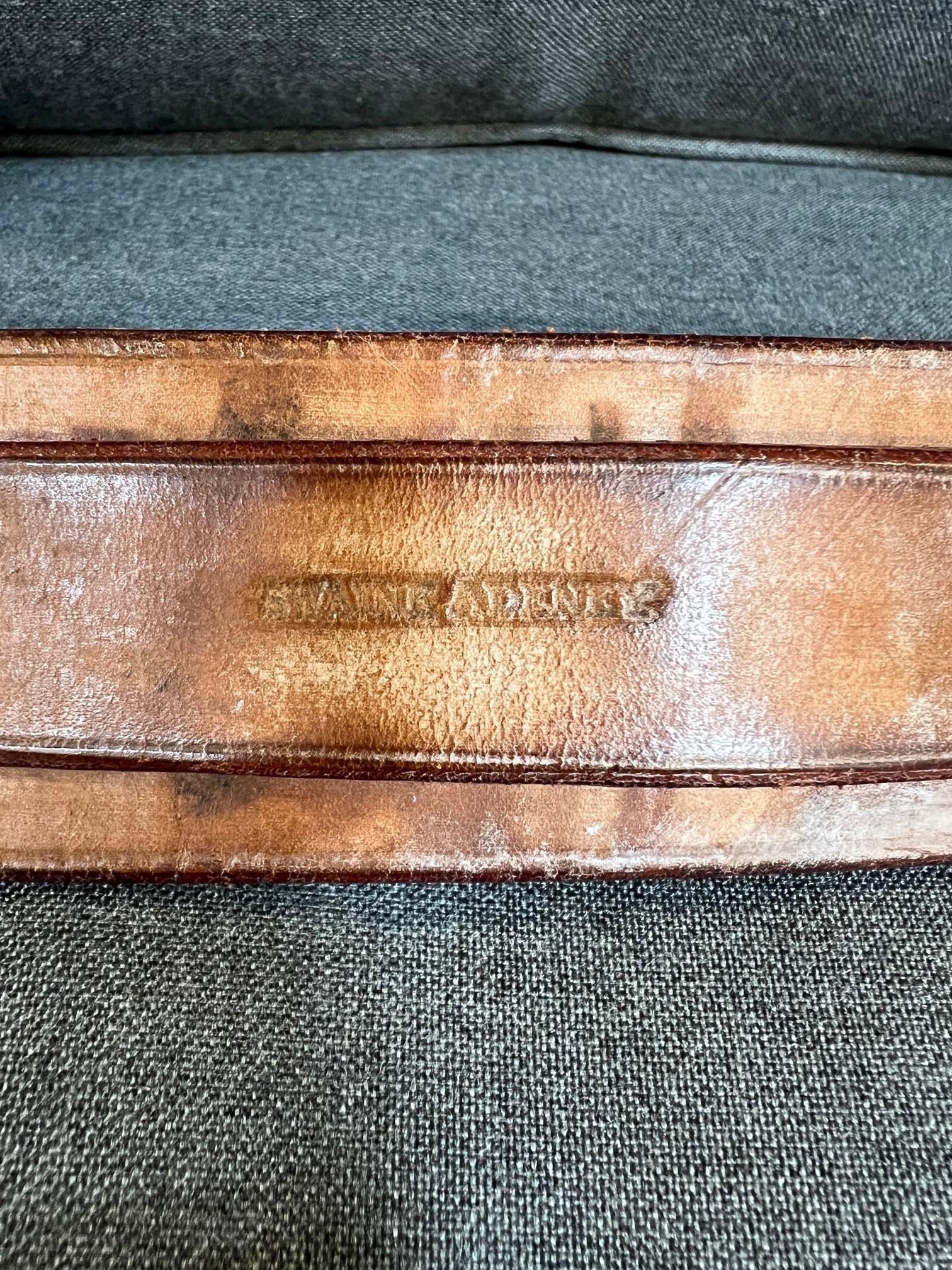 Flacon de selle en verre Swaine & Adeney du 20ème siècle dans un étui en cuir ajusté en vente 4