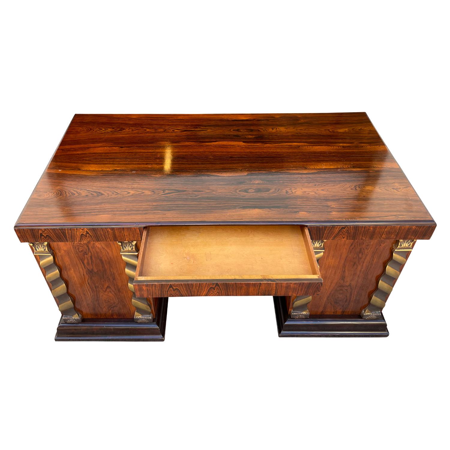 Schwedischer Art-Déco-Schreibtisch aus Jacaranda-Holz des 20. Jahrhunderts – Vintage-Schreibtisch aus Bronze im Zustand „Gut“ im Angebot in West Palm Beach, FL