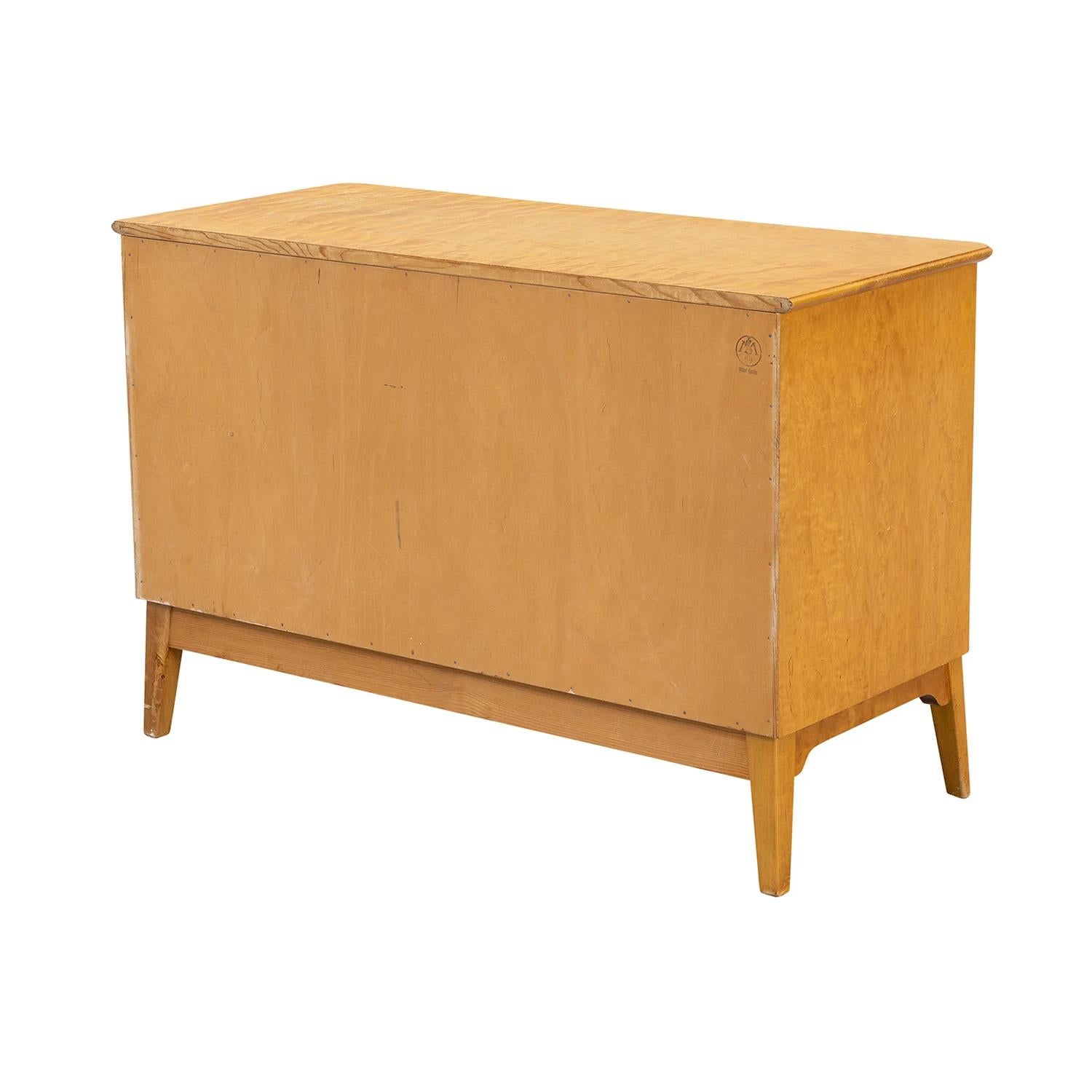 Hand-Carved 20th Century Swedish Birchwood Chest of Drawers by AB Åsundens Möbelfabrik For Sale