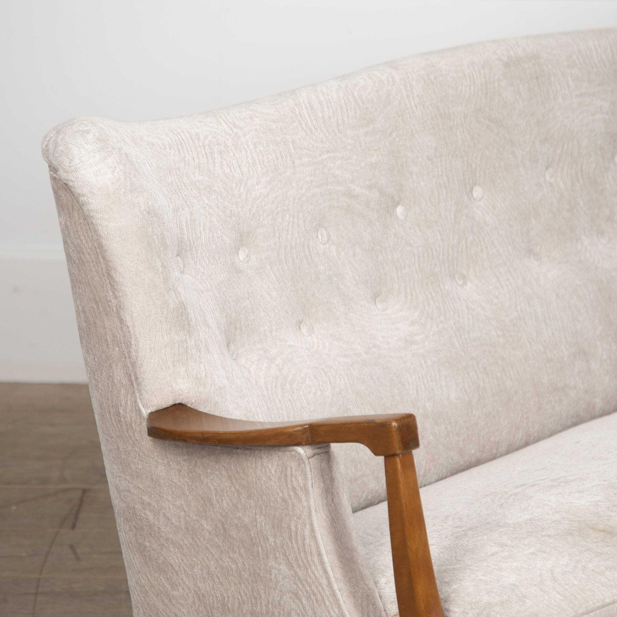 20th Century Swedish Curved Back Lounge Sofa 3