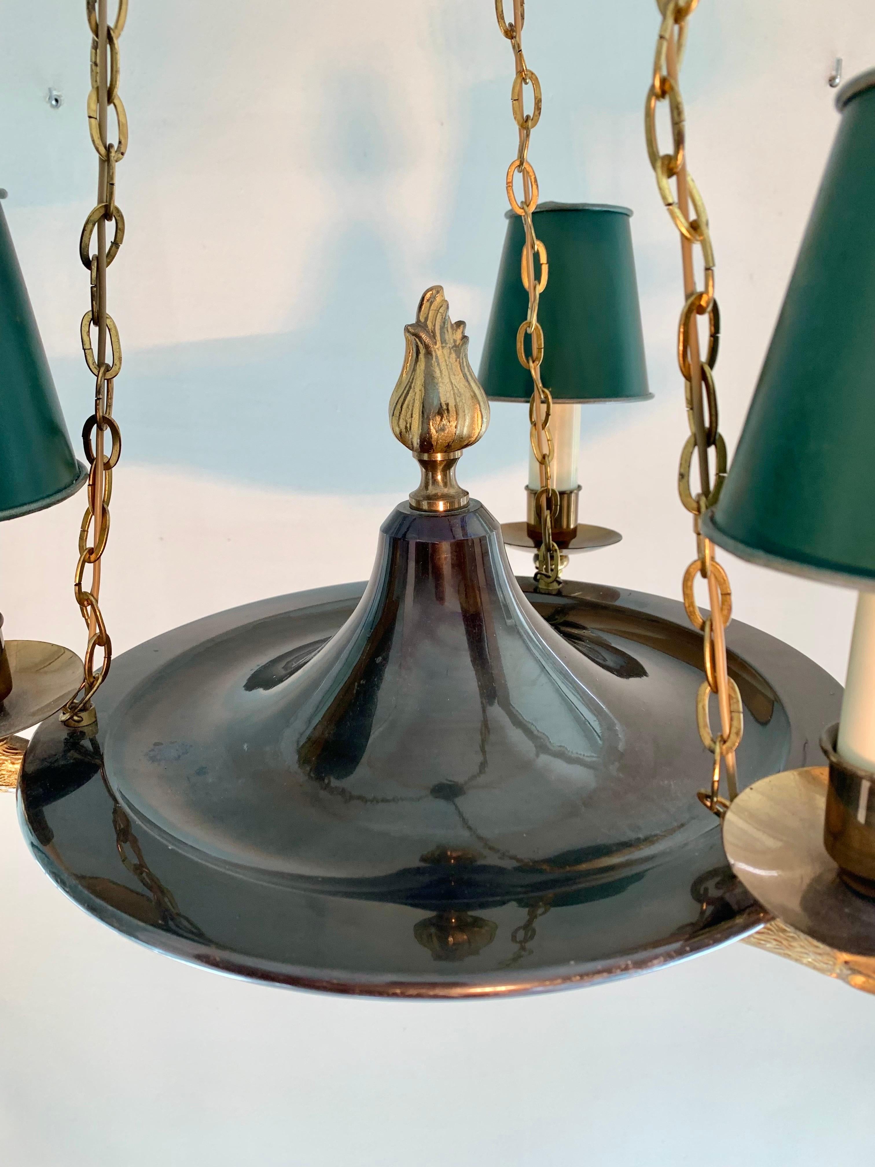Laccato Lampada da soffitto in stile impero svedese del XX secolo in vendita