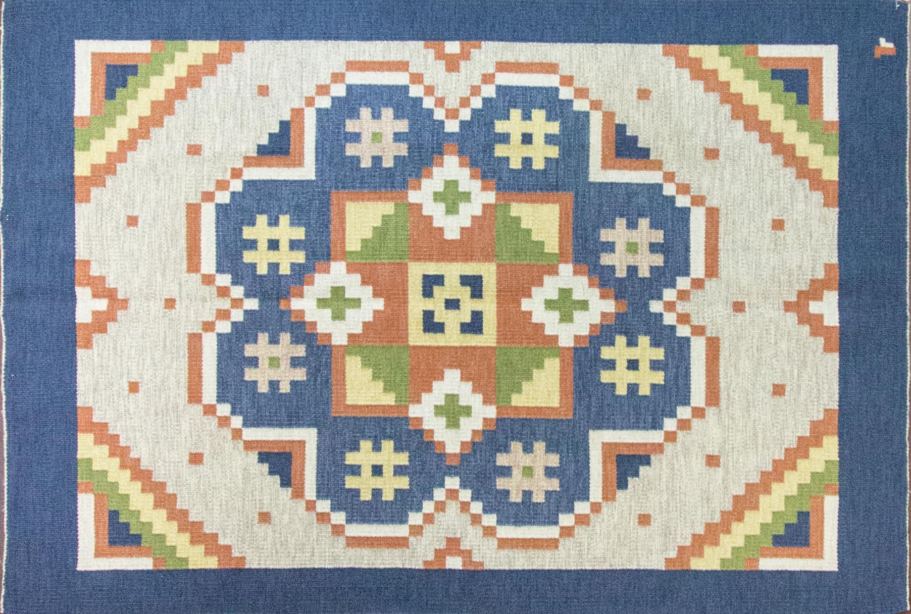 Vintage Handmade Swedish/Scandinavian Flat-Weave Carpet, 20th Century, 5'7