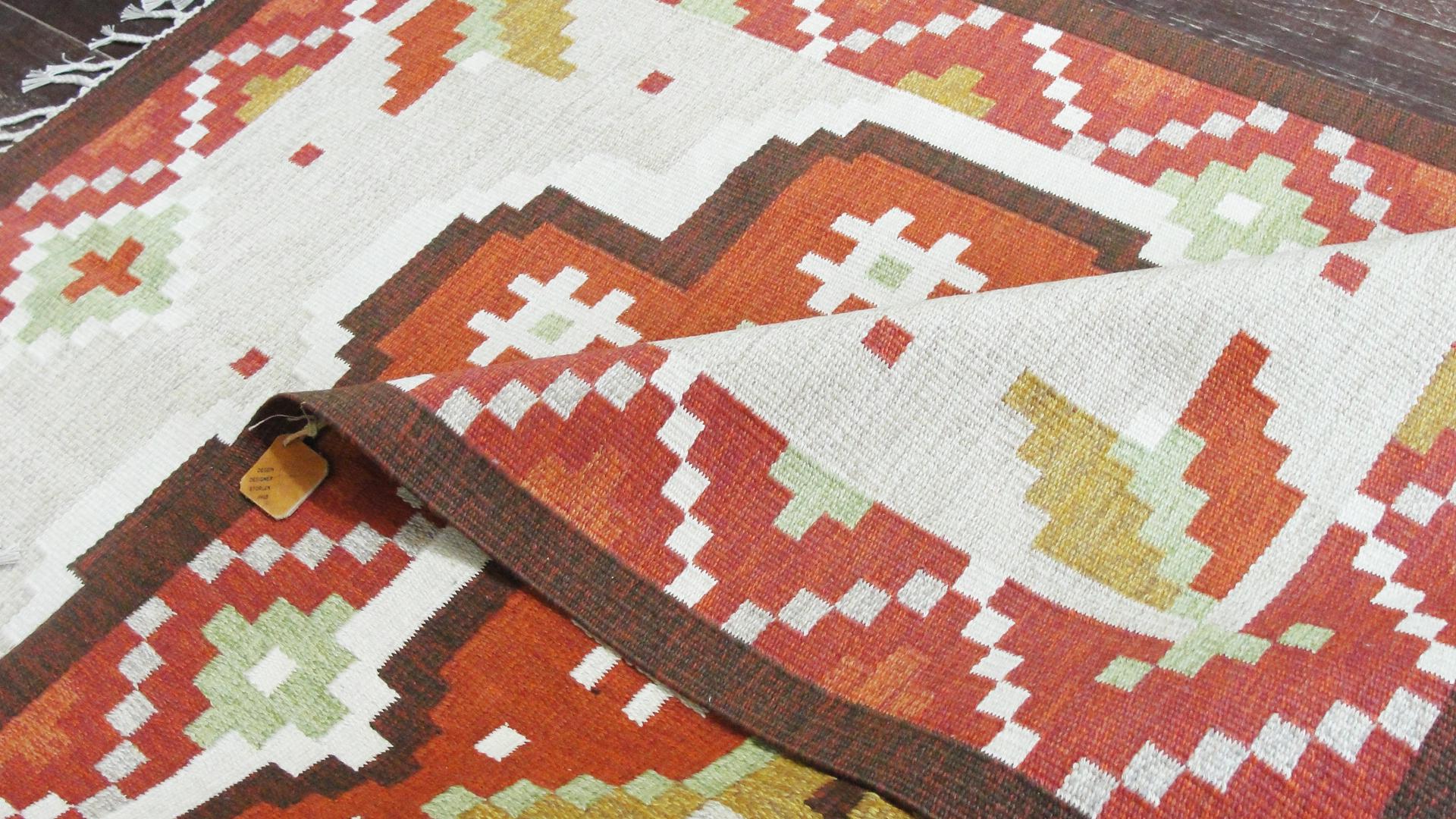20ième siècle Tapis suédois à tissage plat du 20e siècle en vente