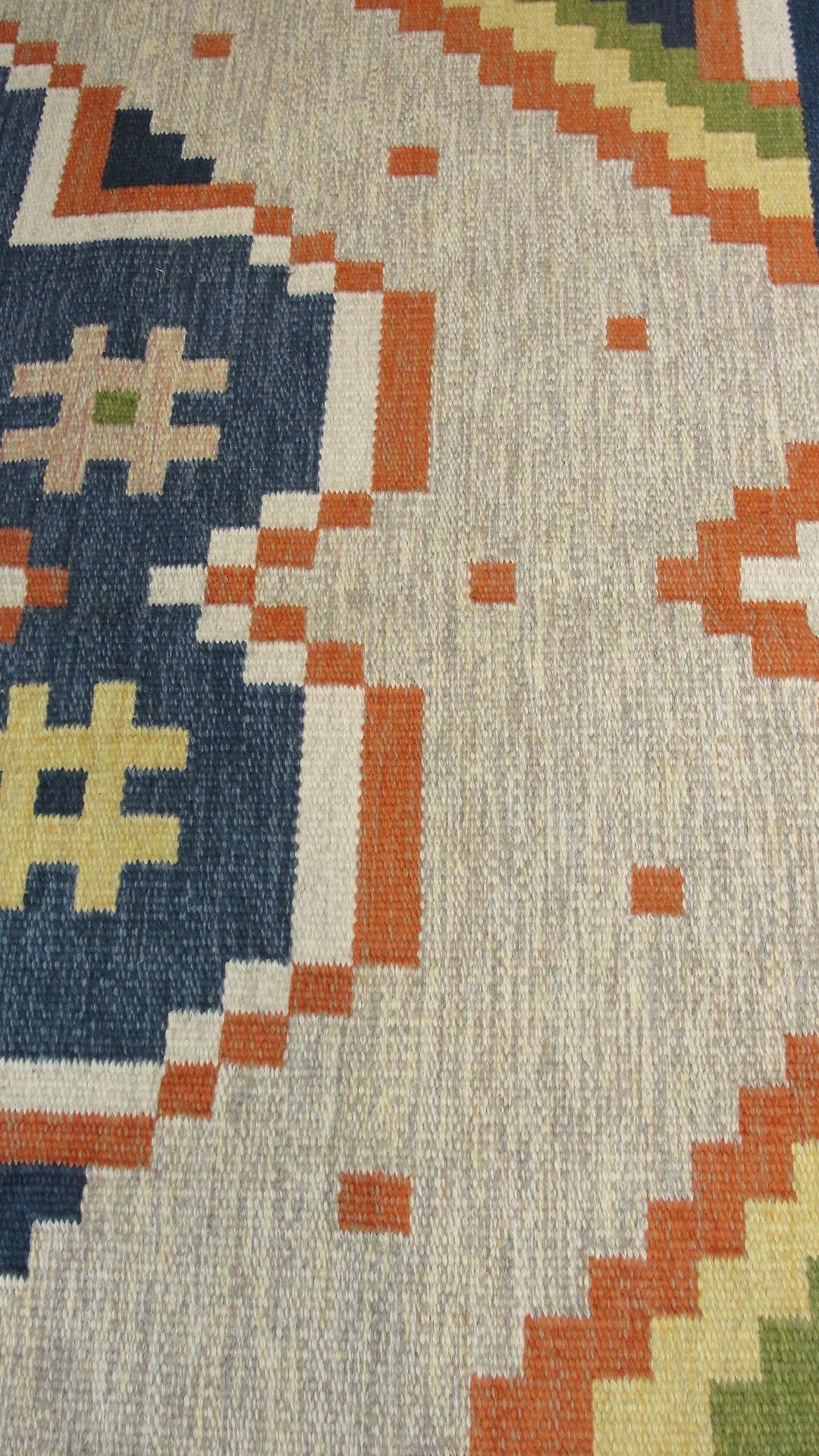 Vintage Swedish Flat-Weave Carpet, 20th Century, 5'7