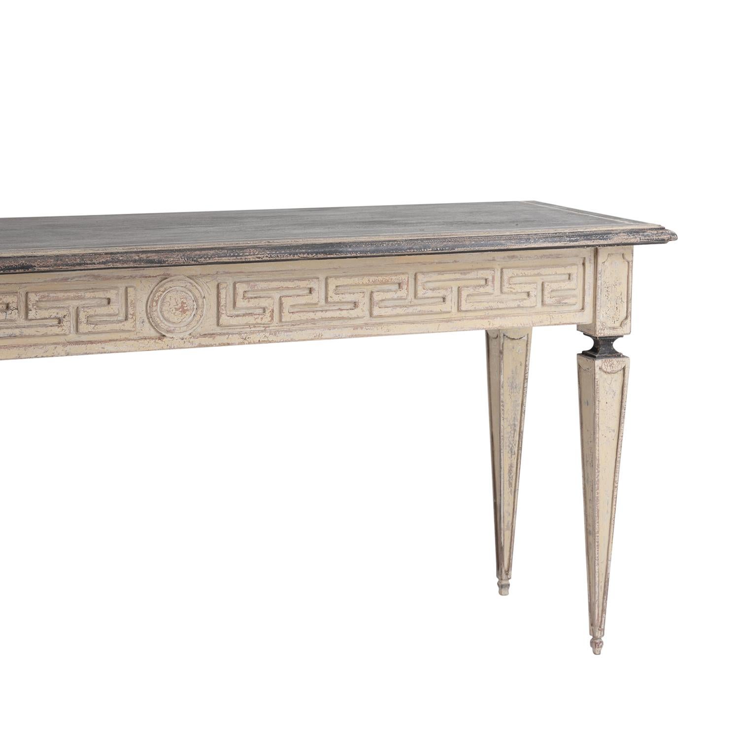 20th Century Swedish Gustavian Pair of Antique Painted Walnut Console Tables For Sale 1