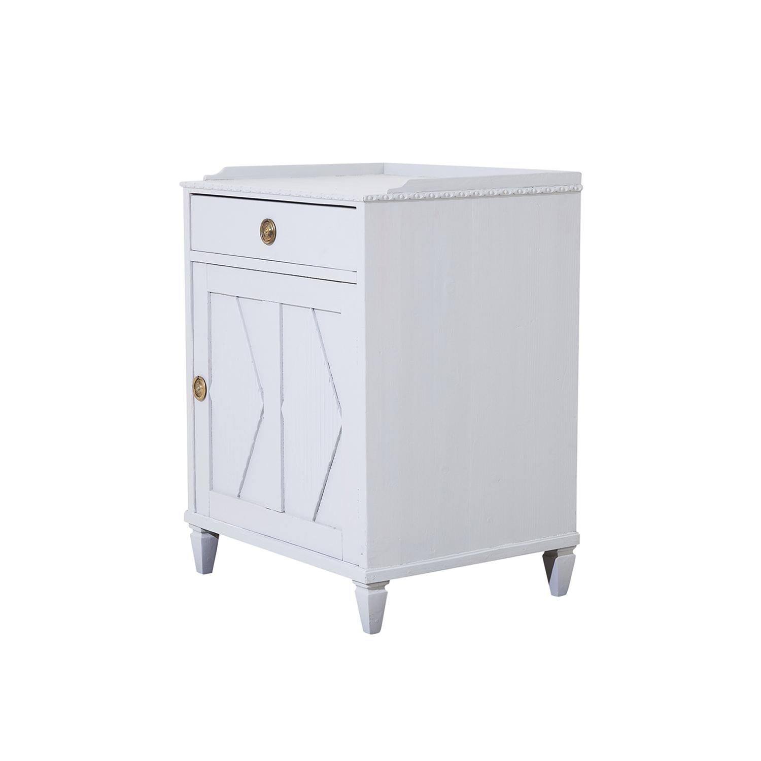 Hand-Carved 20th Century Swedish Gustavian Style Pine Nightstand - Vintage Single Cabinet For Sale