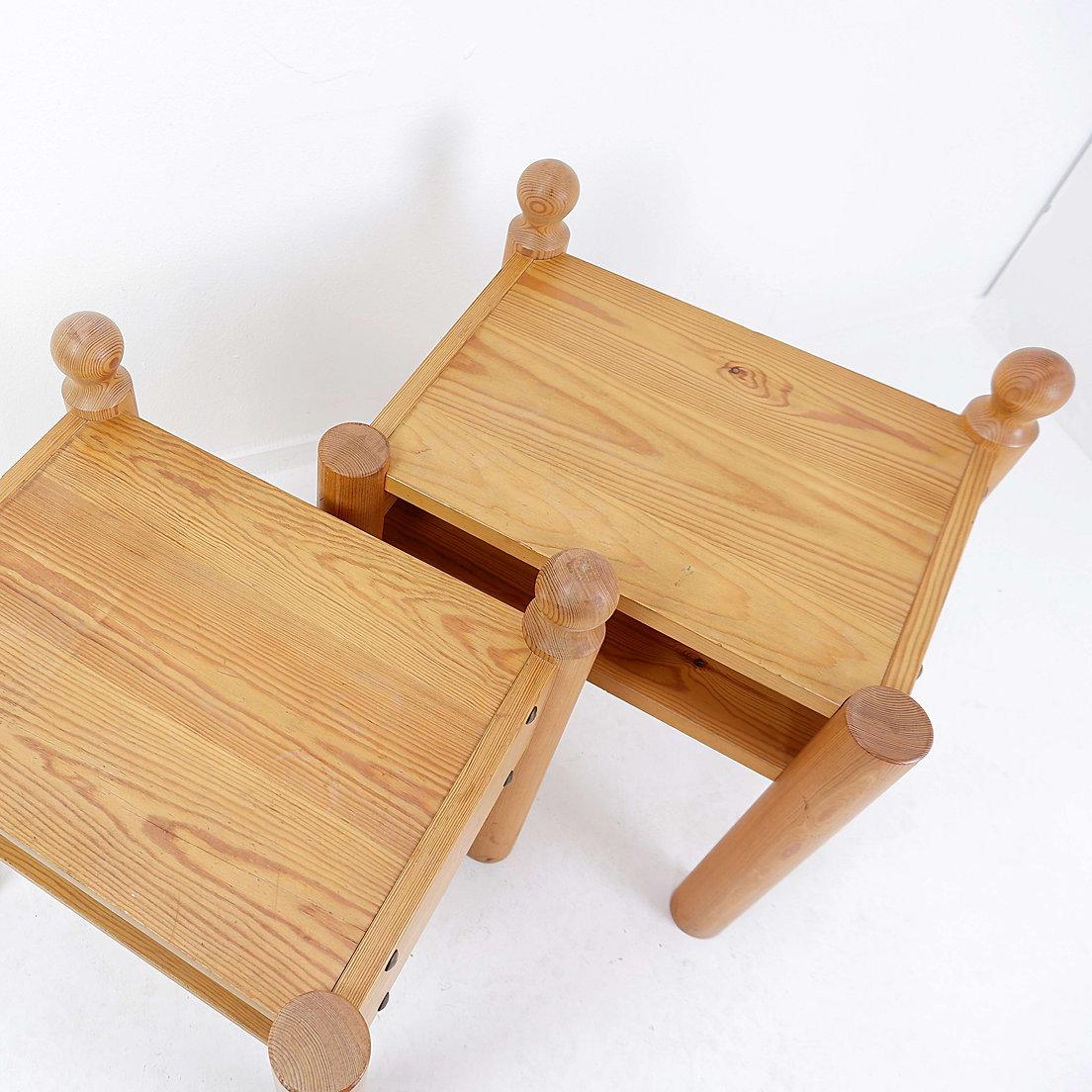 20th-Century Swedish Nightstands in Solid Pine, Set of 2 For Sale 5