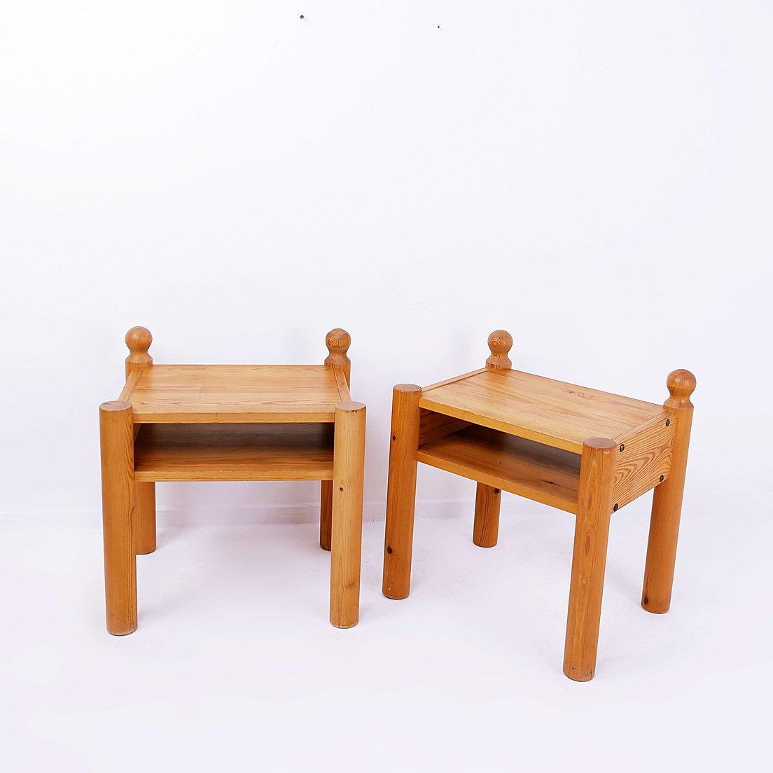 20th Century 20th-Century Swedish Nightstands in Solid Pine, Set of 2 For Sale