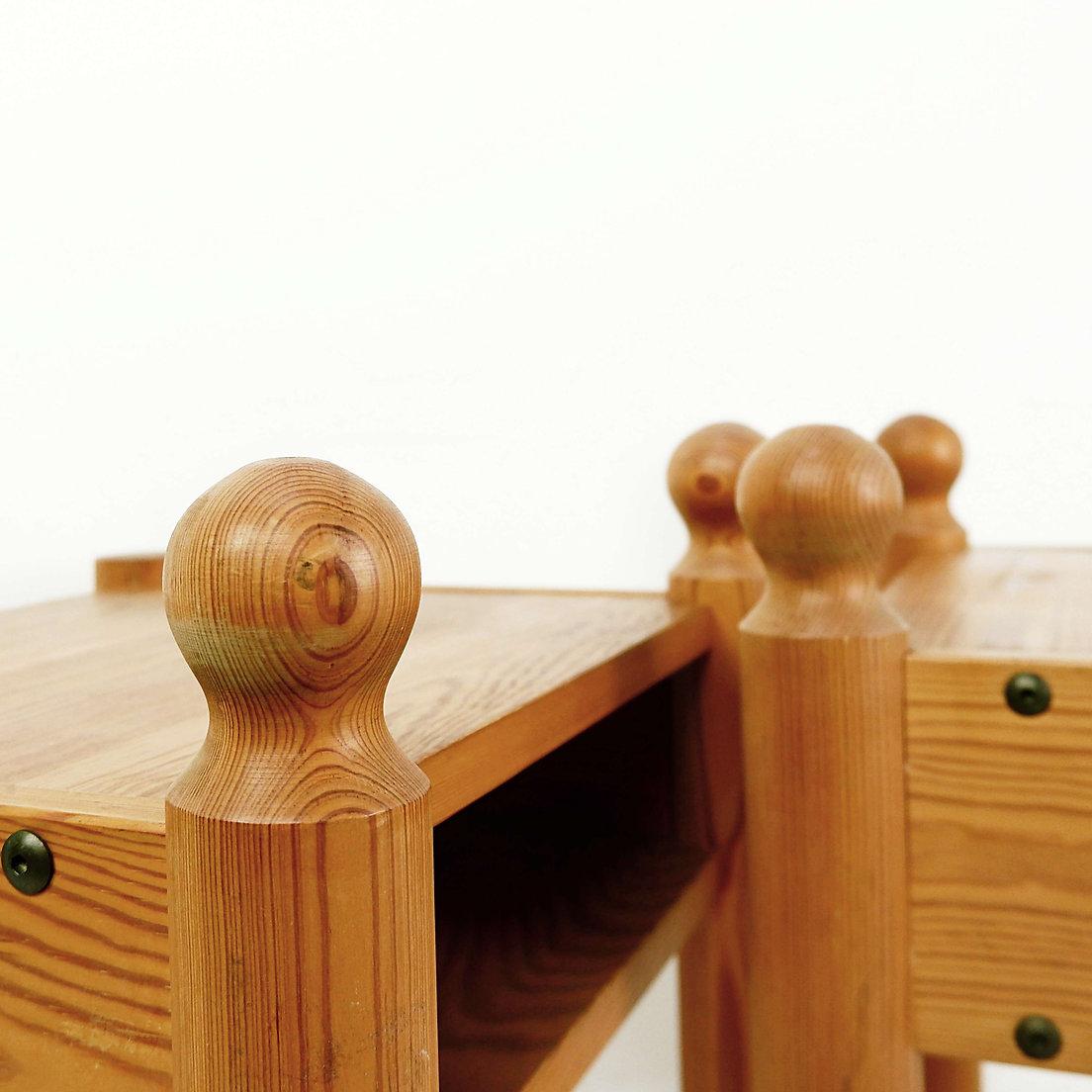 20th-Century Swedish Nightstands in Solid Pine, Set of 2 For Sale 2