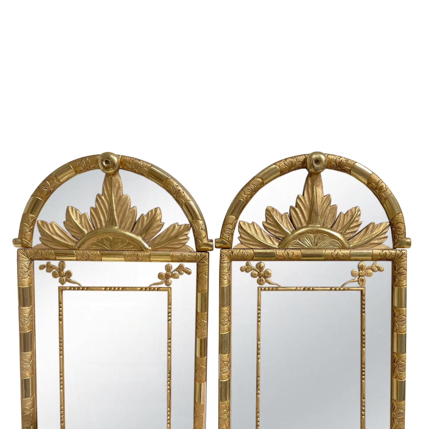 Gustavian 20th Century Swedish Pair of Gilded Pine Wall Glass Mirrors by Carl A. Carlsson For Sale