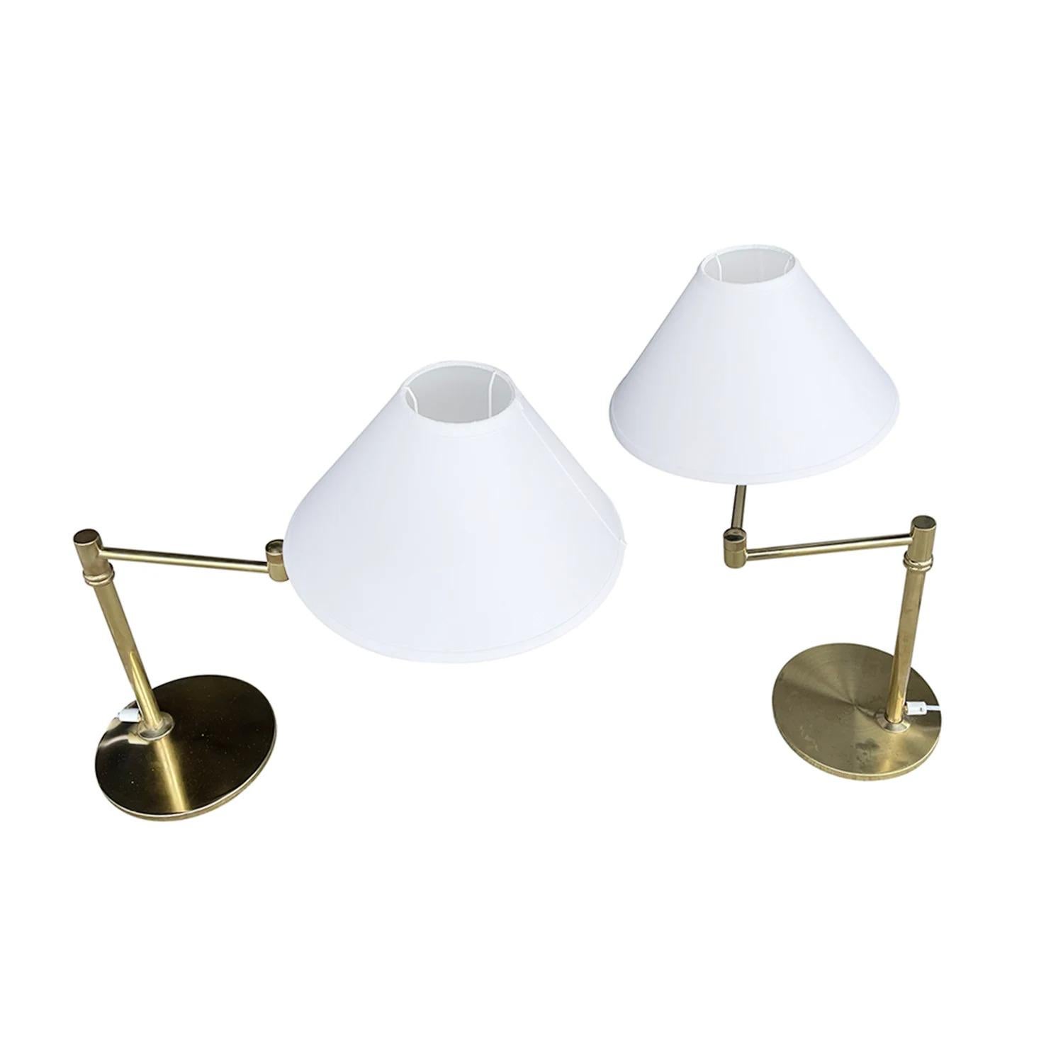 Paire de lampes de lecture en laiton poli du 20e siècle par Ewå Värnamo, Suède Bon état - En vente à West Palm Beach, FL