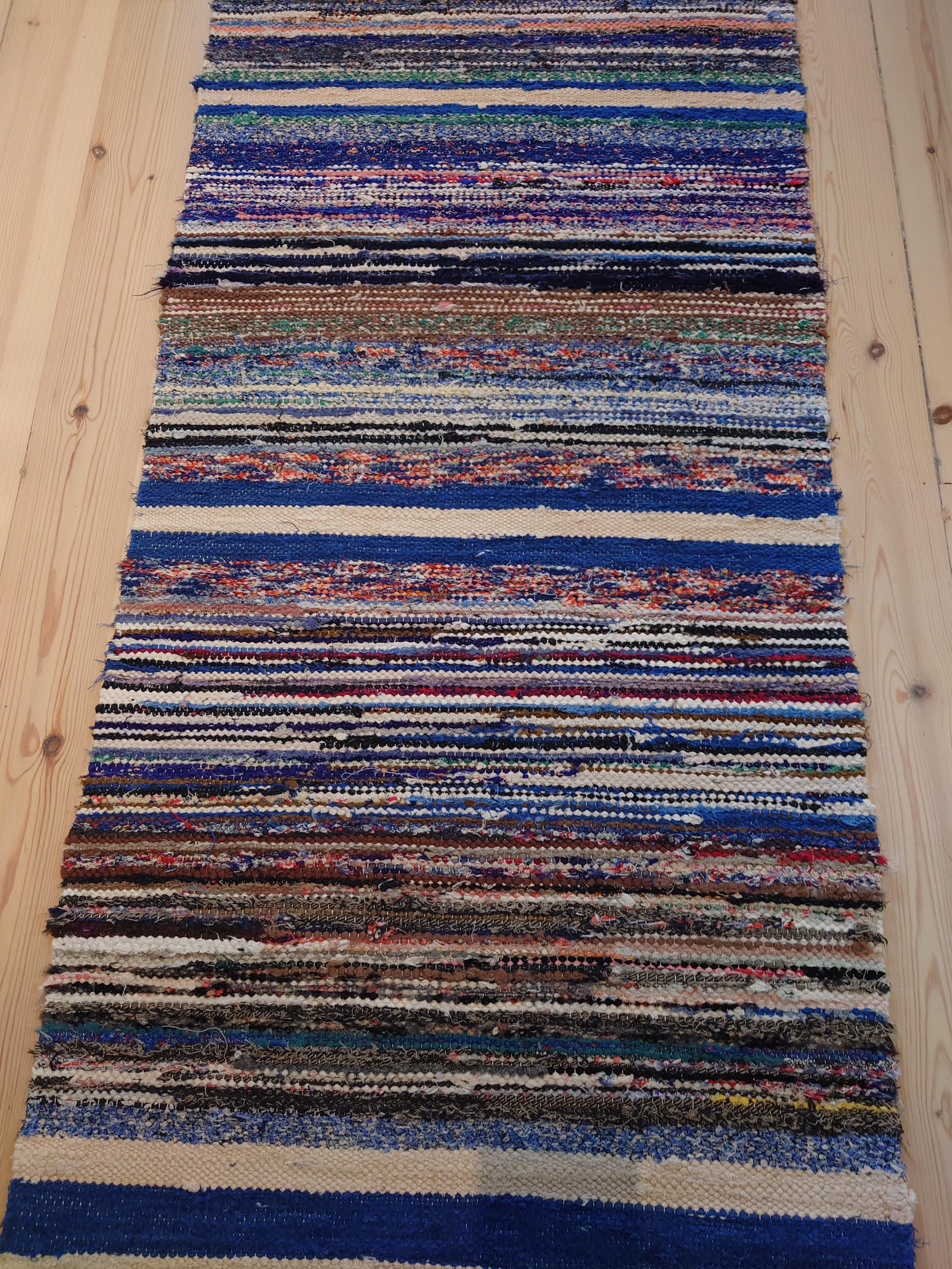 Hand-Woven 20th Century Swedish Rag Rug For Sale