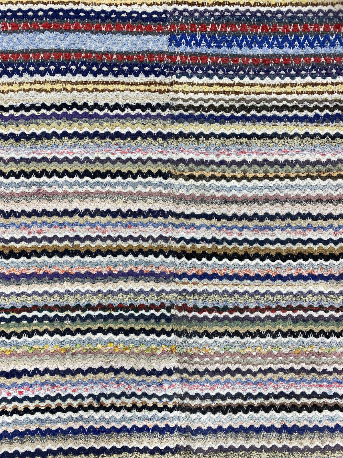 Cotton 20th Century Swedish rag rug Hälsinglands Söderhamn  - handwoven  For Sale