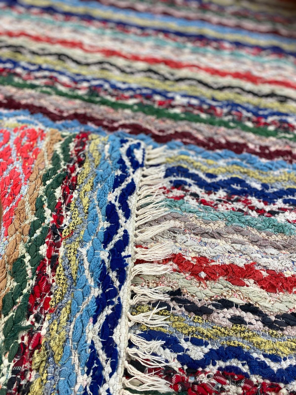 Scandinavian Modern 20th Century Swedish rag rug Smålands Doris Nr:4  - handwoven  For Sale