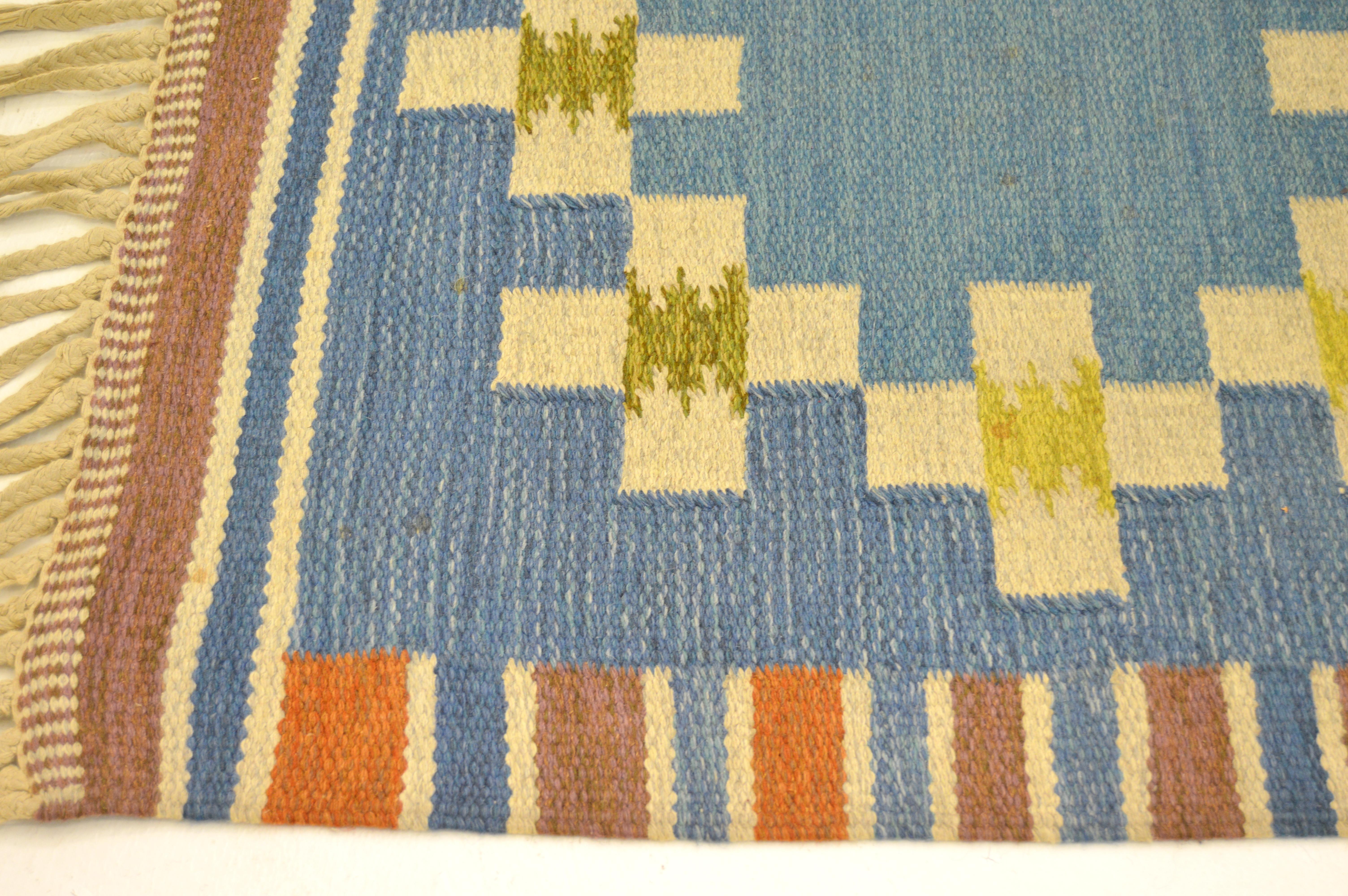 20th Century Swedish Röllakan Flat-Weave Carpet In Good Condition For Sale In Alvesta, SE