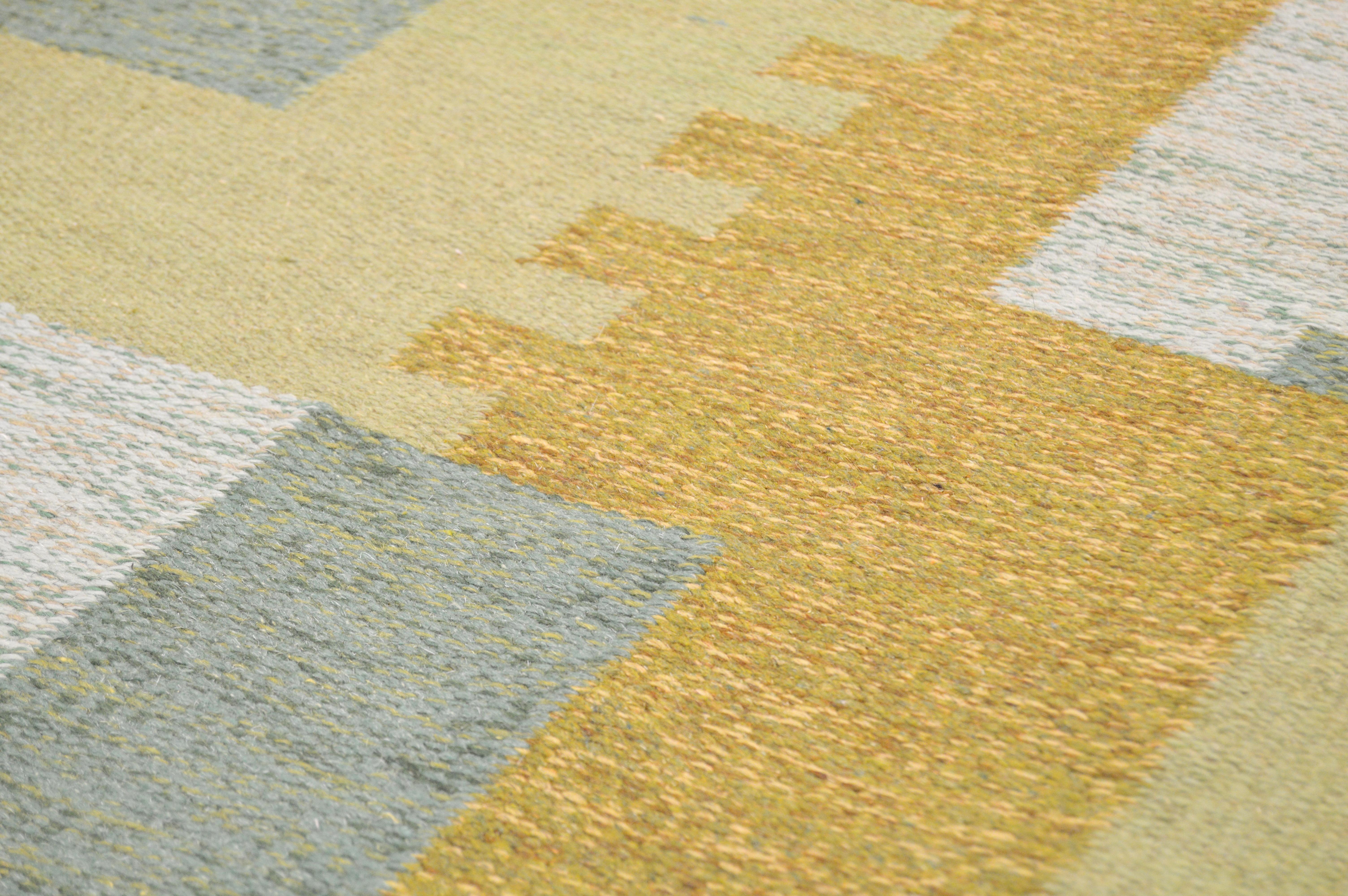 20th Century Swedish Röllakan Flat-Weave Carpet Signed UB For Sale 2