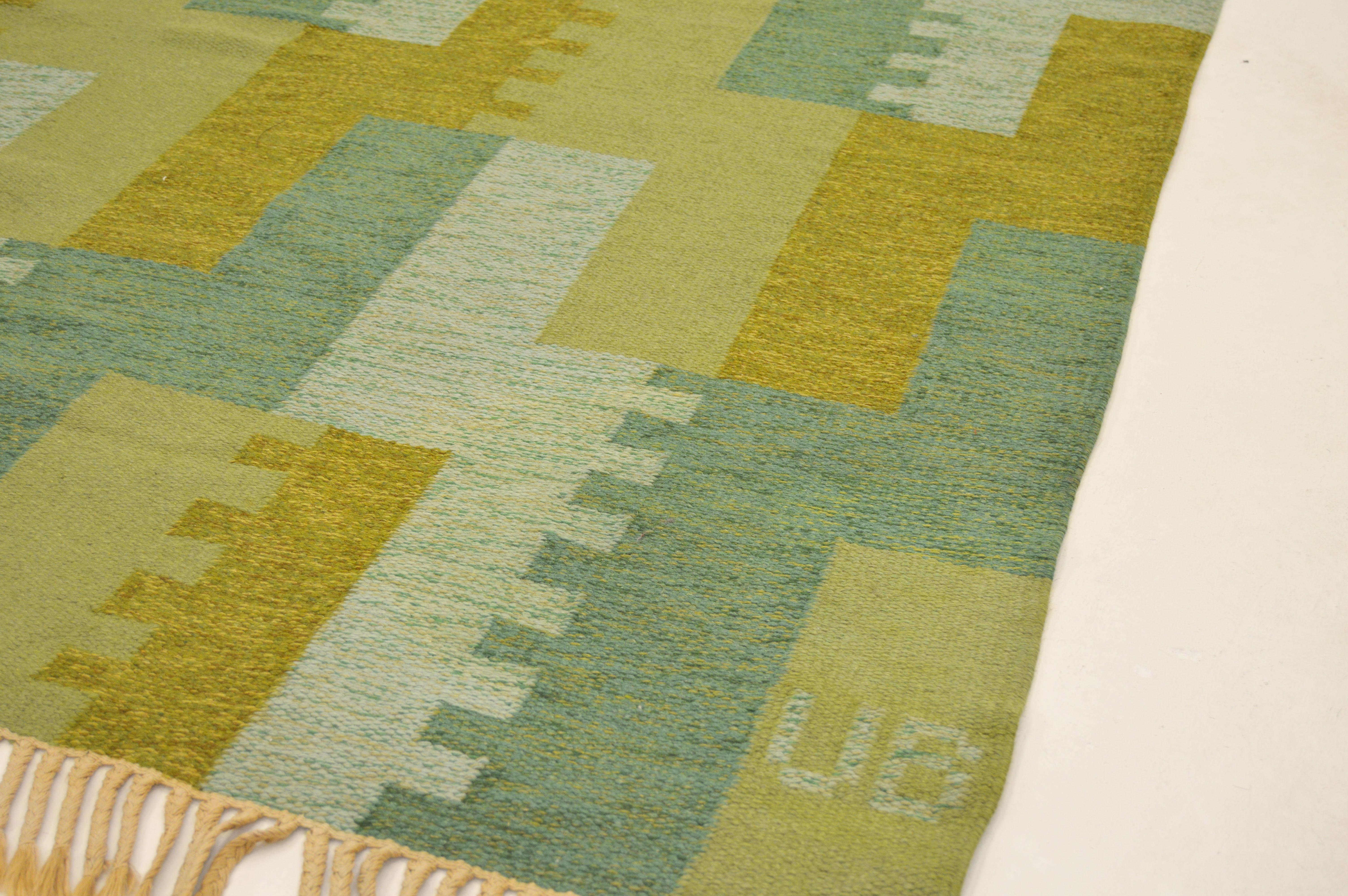 20th Century Swedish Röllakan Flat-Weave Carpet Signed UB For Sale 3