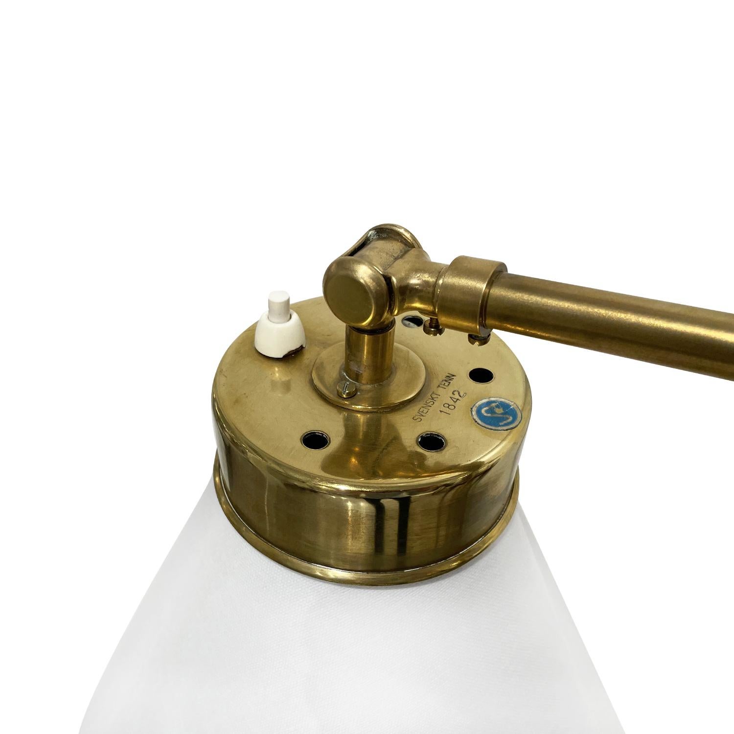 20th Century Swedish Svenskt Tenn Brass Lamp, Scandinavian Light by Josef Frank For Sale 3