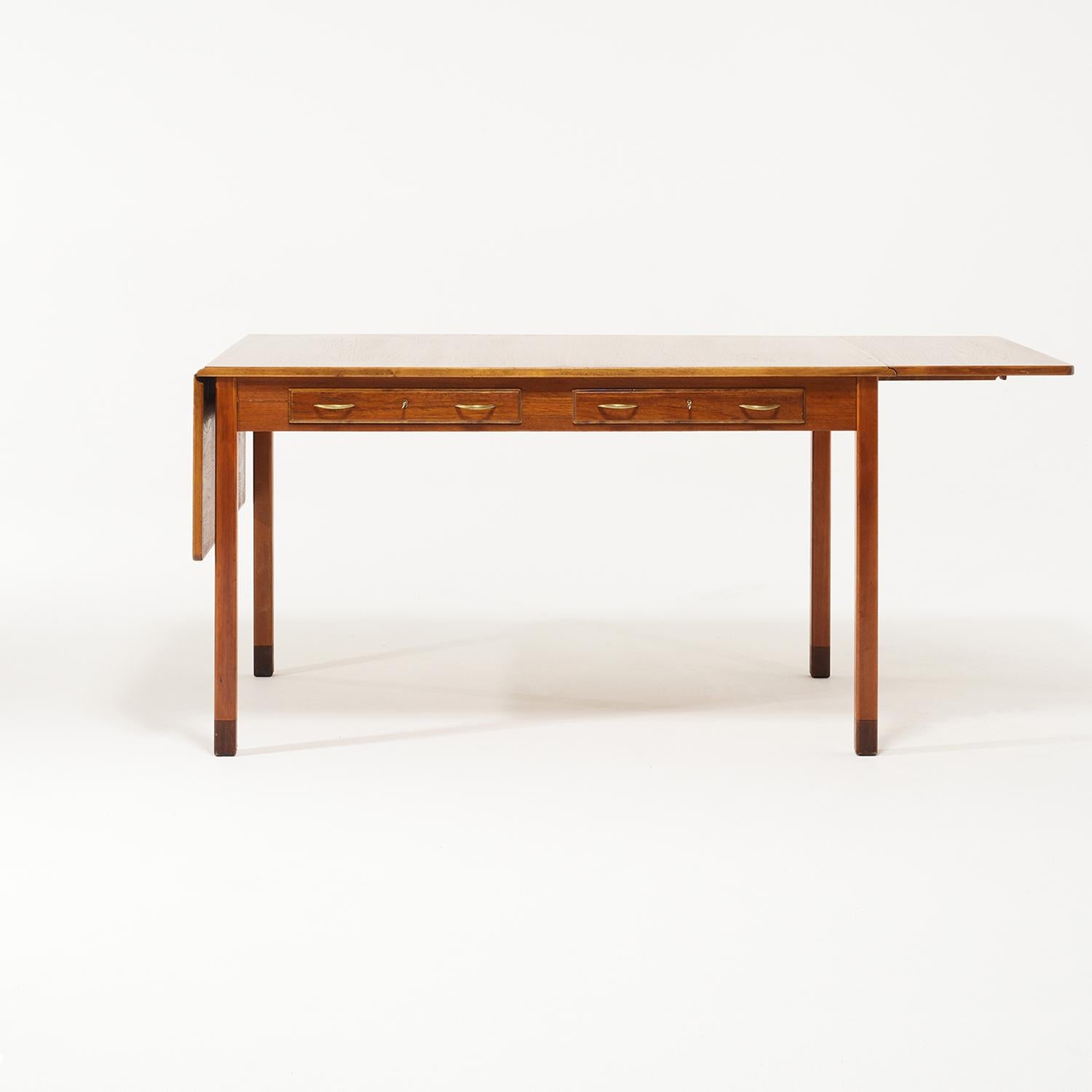 20th Century Swedish Teakwood Writing Table - Vintage Office Desk by David Rosén (Moderne der Mitte des Jahrhunderts) im Angebot