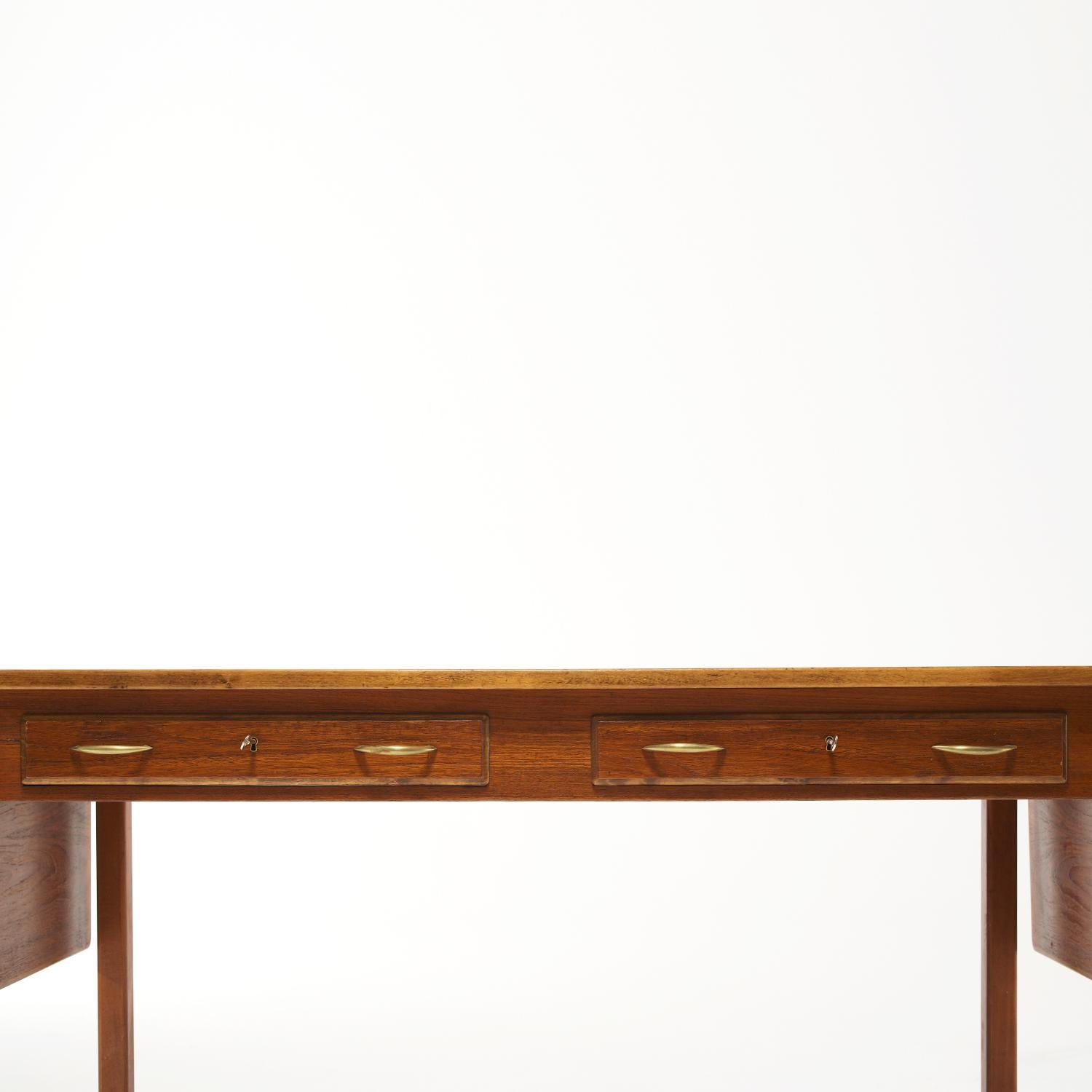 20th Century Swedish Teakwood Writing Table - Vintage Office Desk by David Rosén im Angebot 6