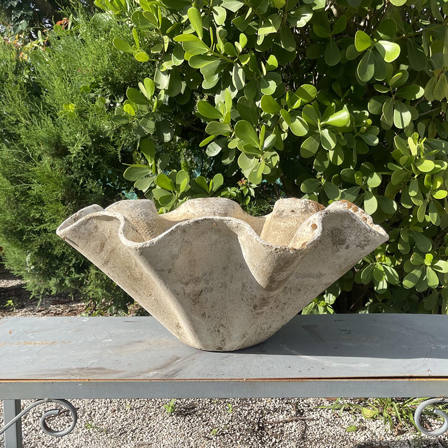 Mid-Century Modern 20th Century Swiss Vintage Biomorphic Garden Planter by Willy Guhl & Eternit For Sale