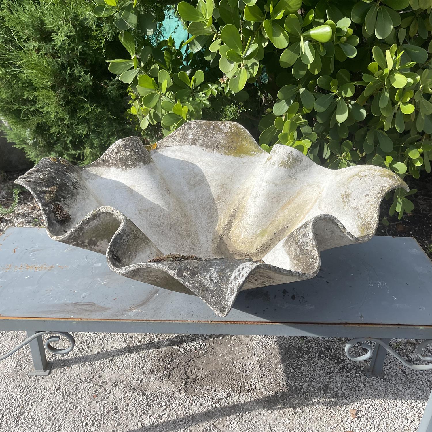 Hand-Crafted 20th Century Swiss Vintage Cement Handkerchief Garden Planter by Willy Guhl For Sale