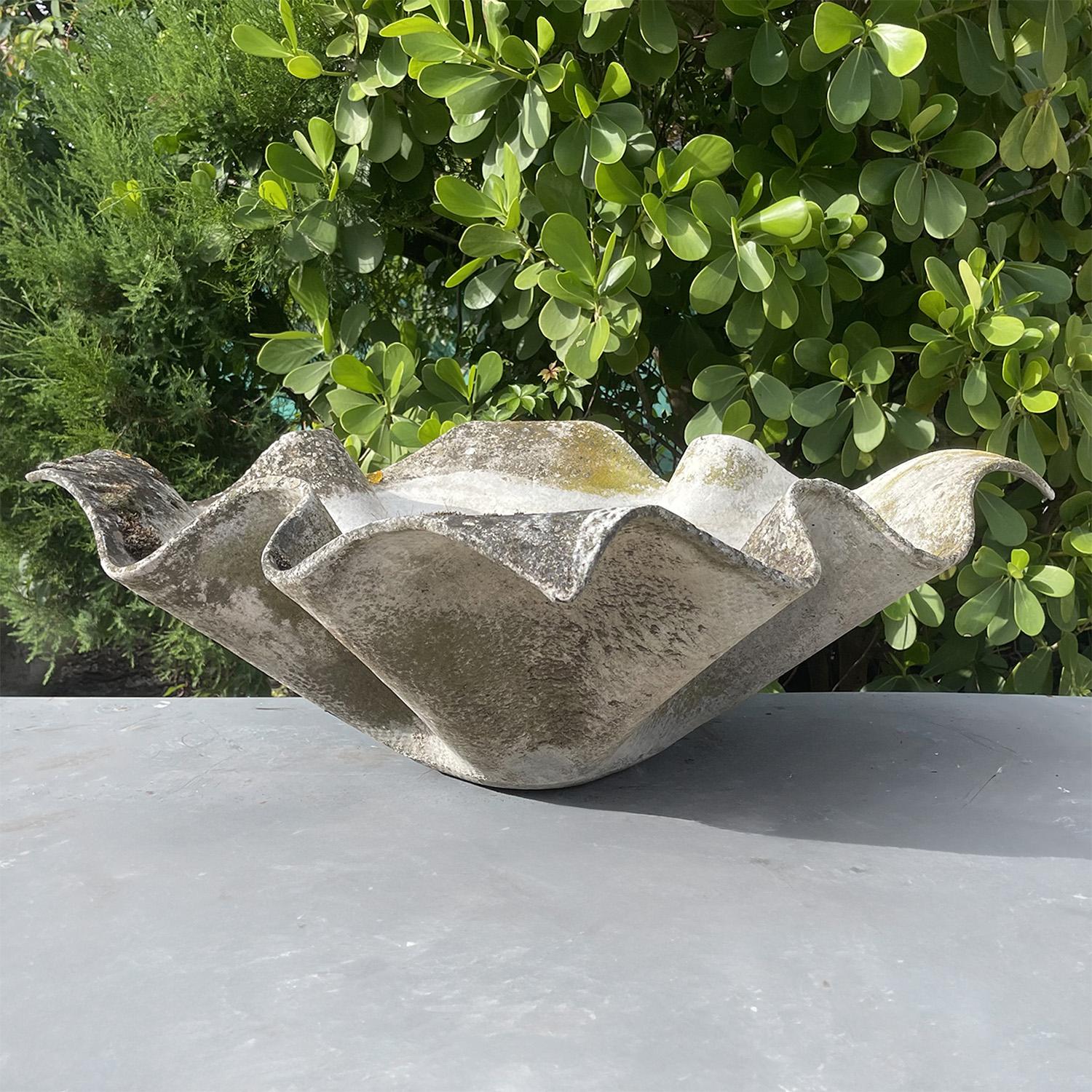 20th Century Swiss Vintage Cement Handkerchief Garden Planter by Willy Guhl In Good Condition For Sale In West Palm Beach, FL