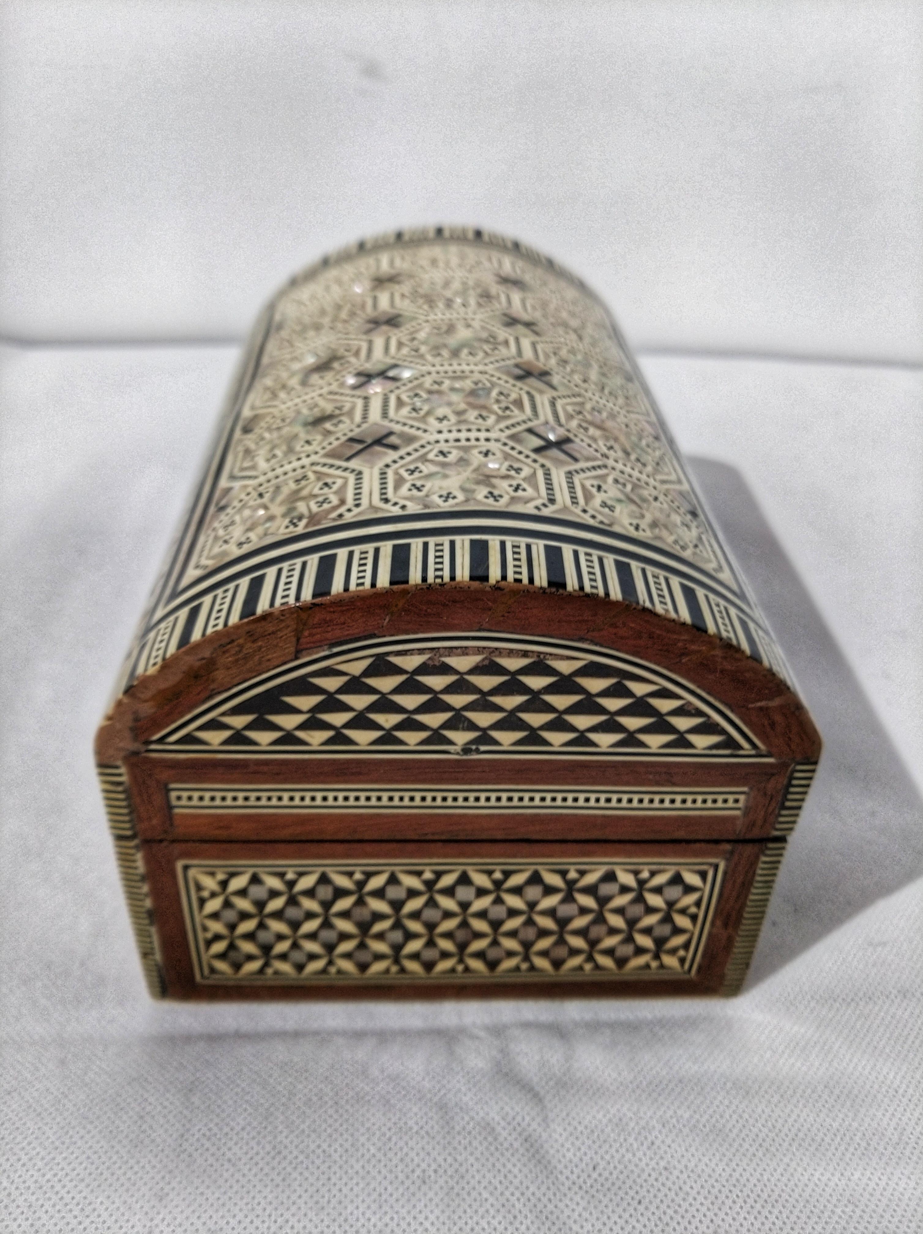 Mother-of-Pearl 20th Century Syrian Nacre Mother of Pearl and Wood Inlaid Jewelry Box