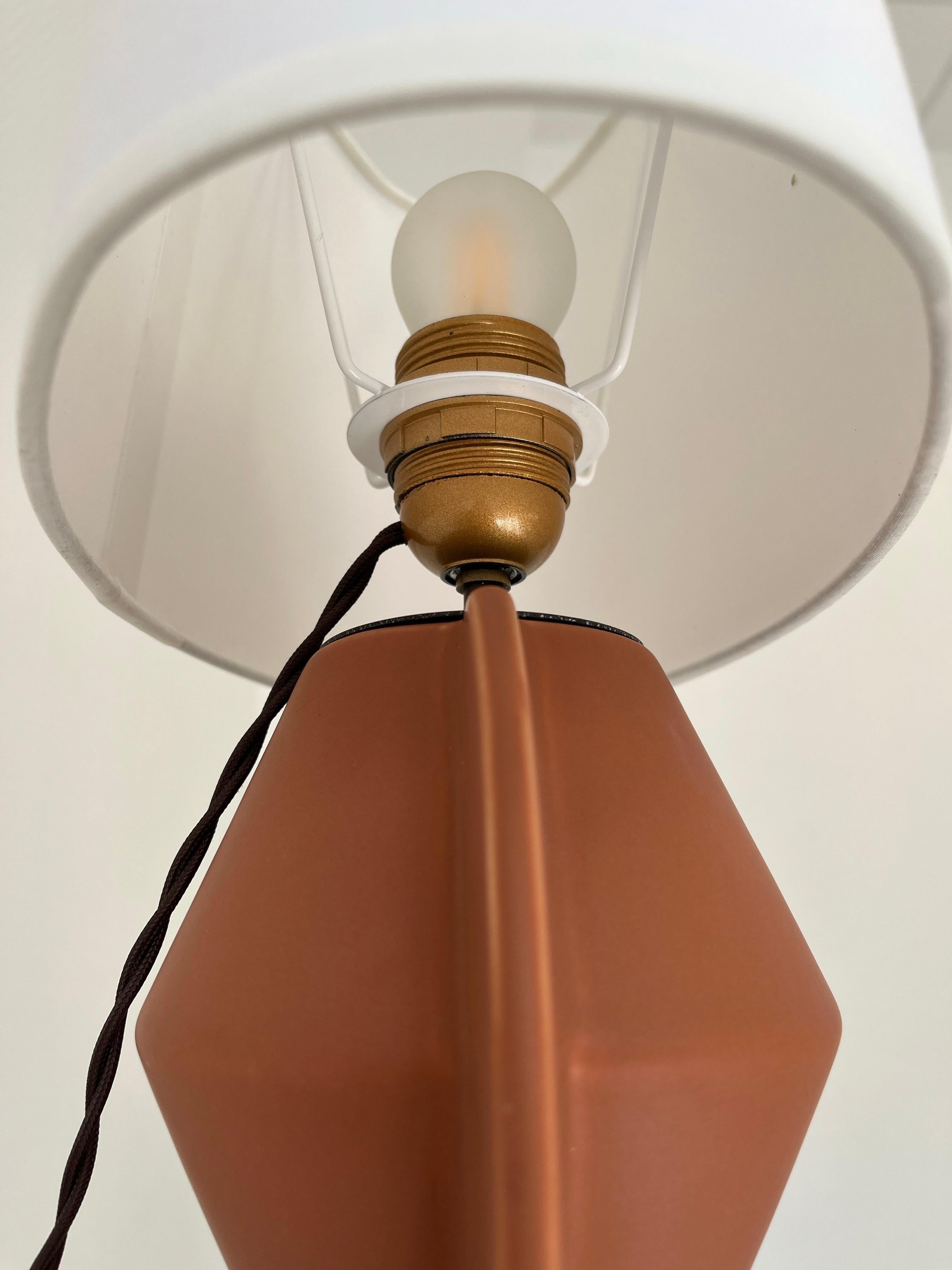 Lampe de table du 20e siècle en terre cuite Bon état - En vente à SAINT-OUEN-SUR-SEINE, FR
