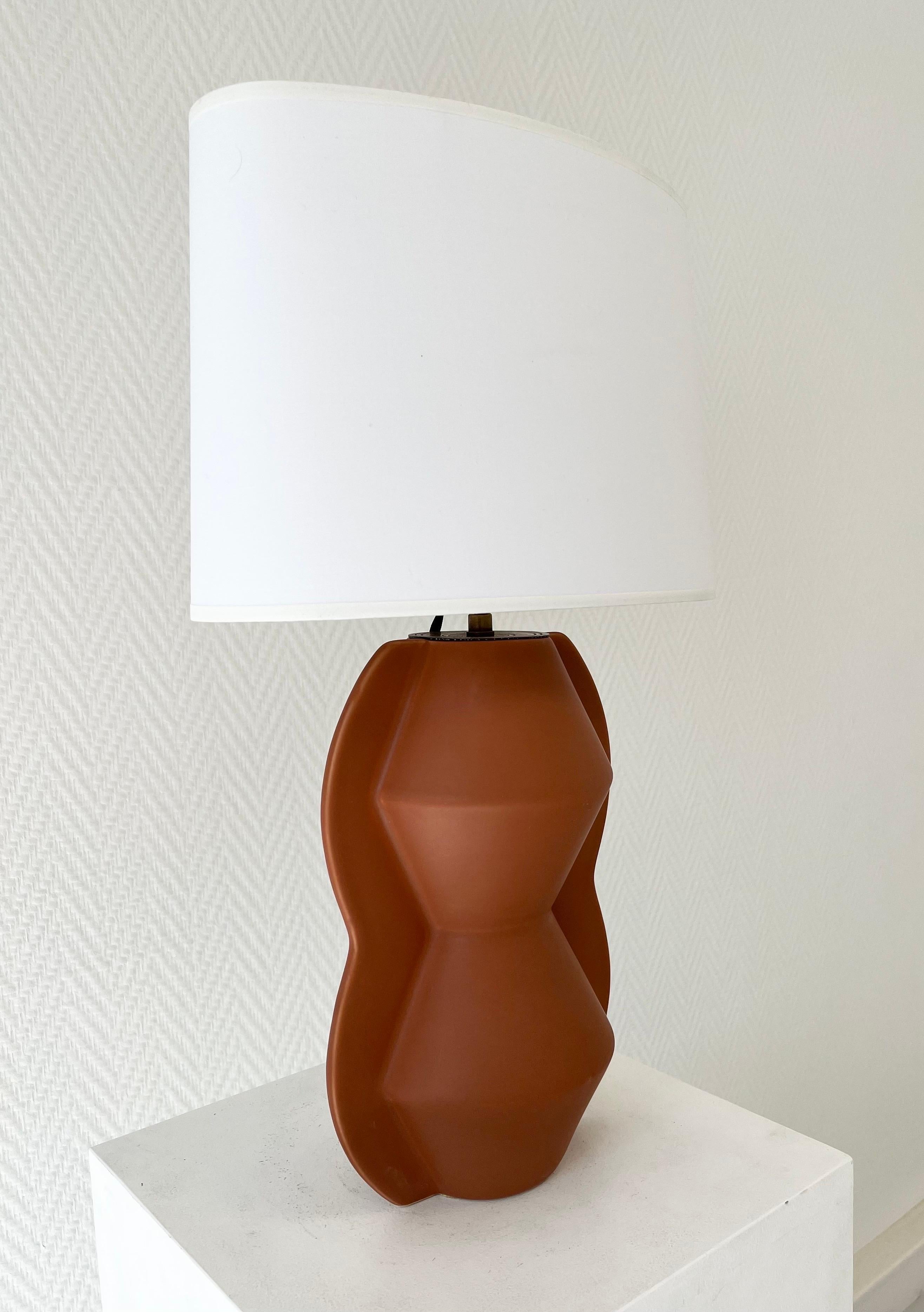 20ième siècle Lampe de table du 20e siècle en terre cuite en vente