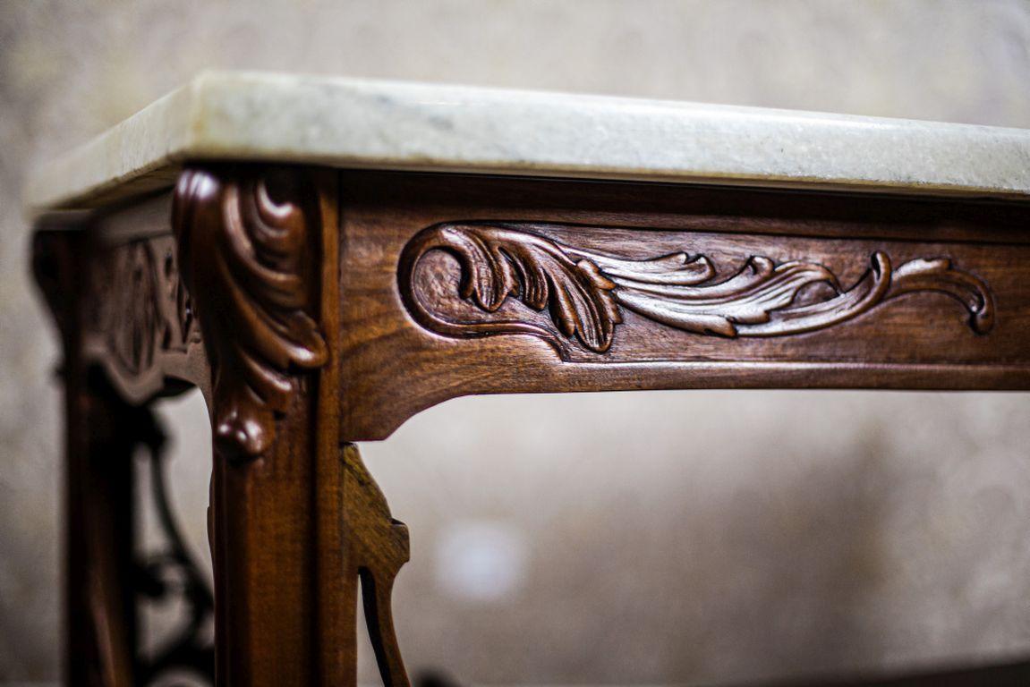 20th-Century Table with a Marble Top 2